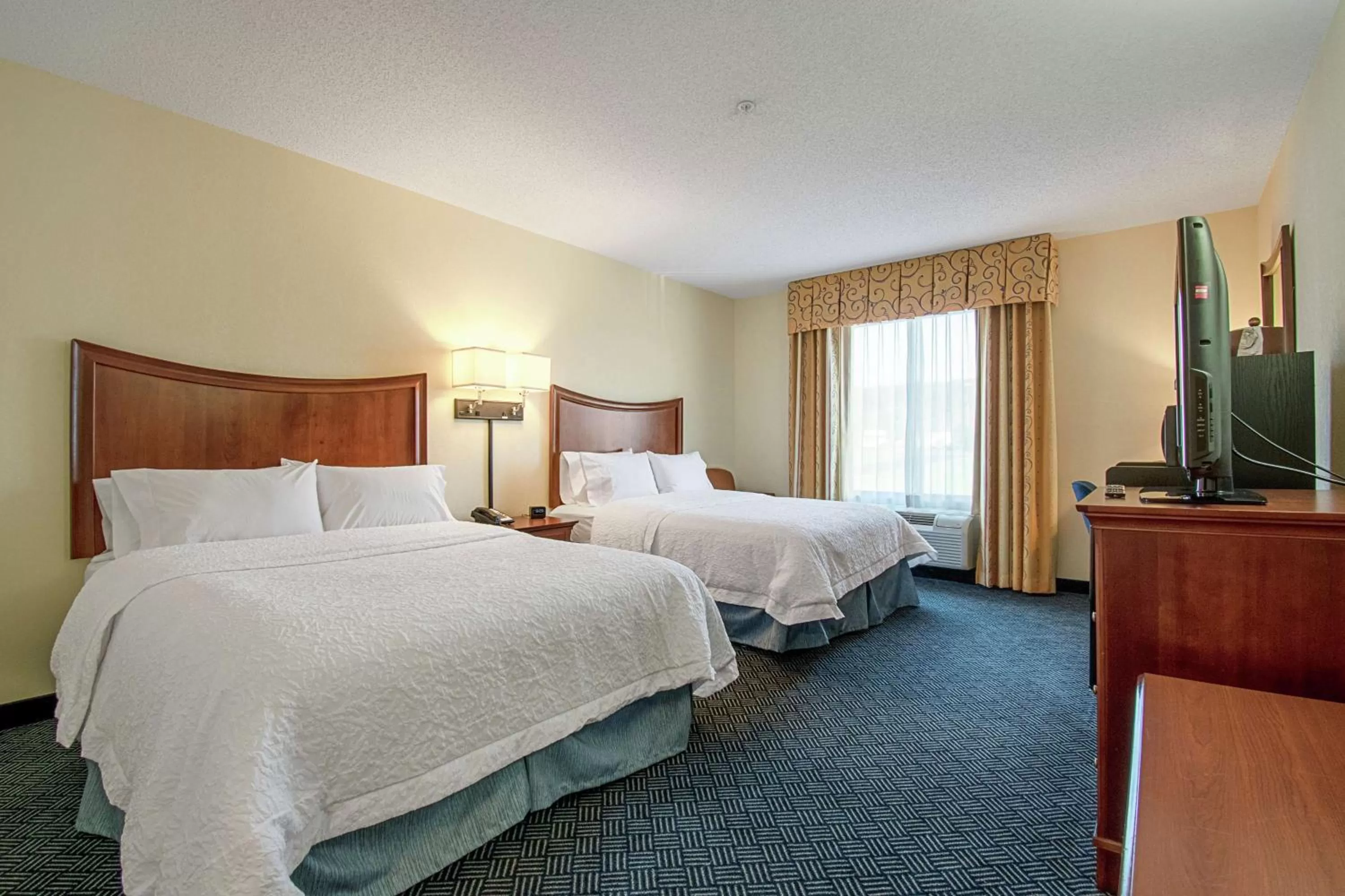 Room with Two Queen Beds - Non-Smoking in Hampton Inn Pine Grove