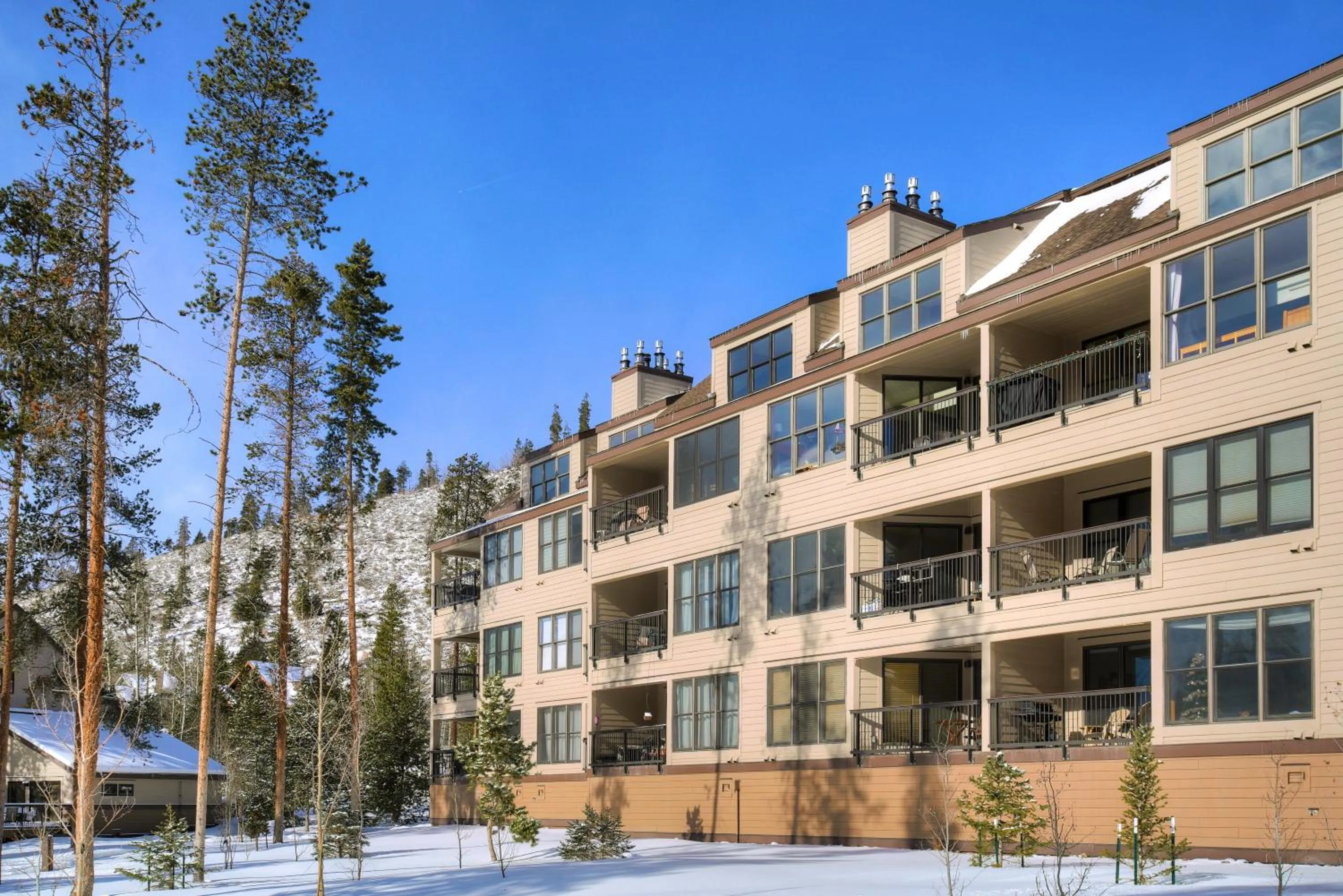 Aspen Ridge Condominiums by Vail Resorts