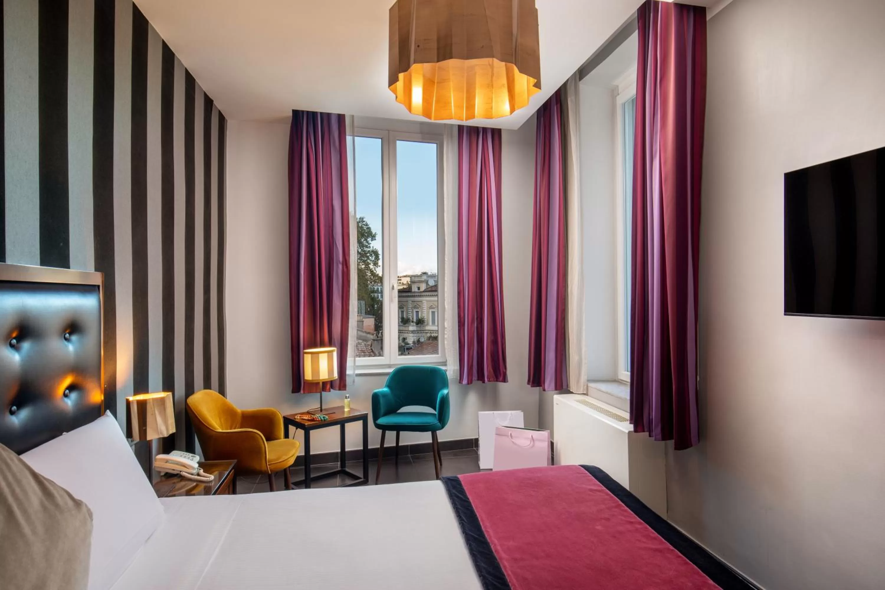 Deluxe Double Room with Terrace and City View in Navona Colors Hotel
