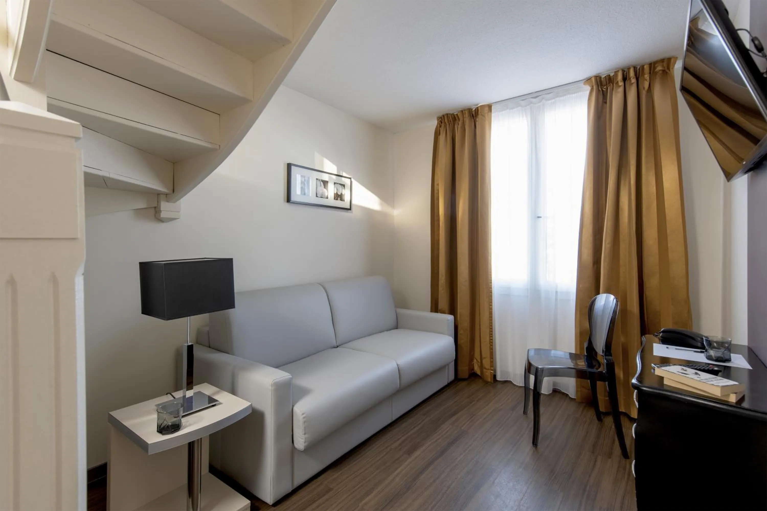 Duplex Suite in Hôtel Arles Plaza