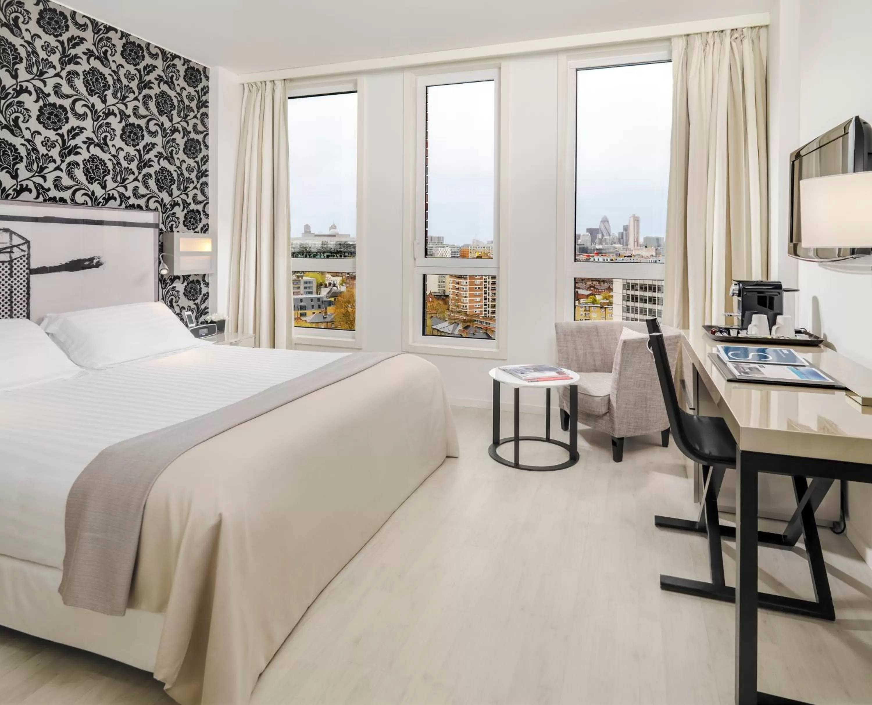 Deluxe Double Room in H10 London Waterloo