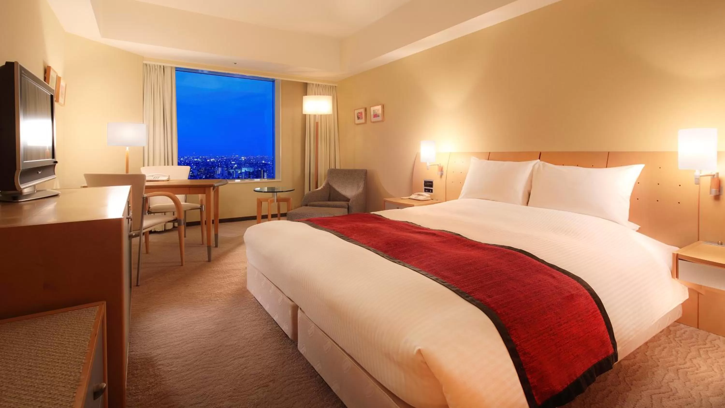 Deluxe Double Room 28-34th Floor - Smoking in Tokyo Dome Hotel
