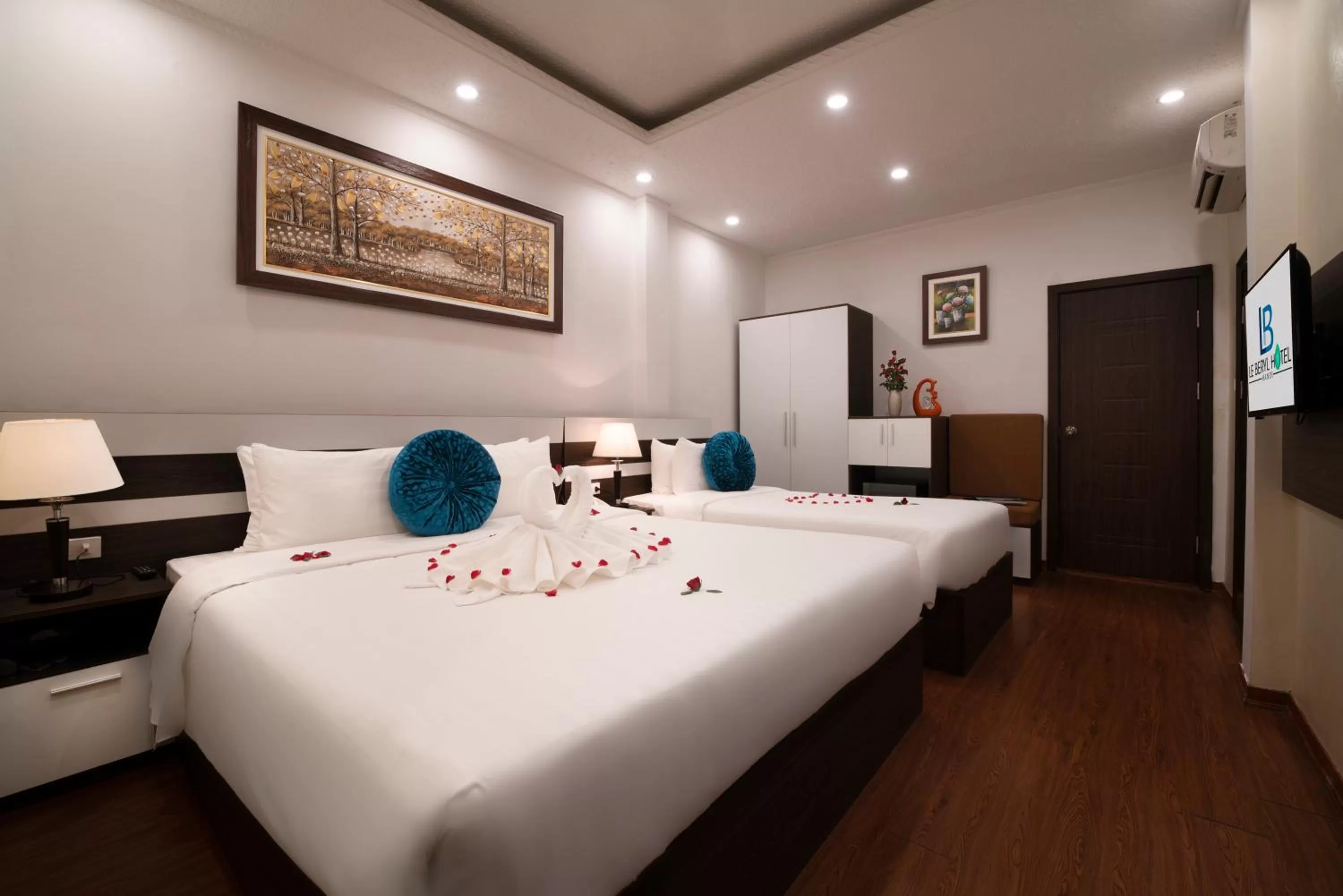 Deluxe Double or Twin Room in Le Beryl Hanoi Hotel