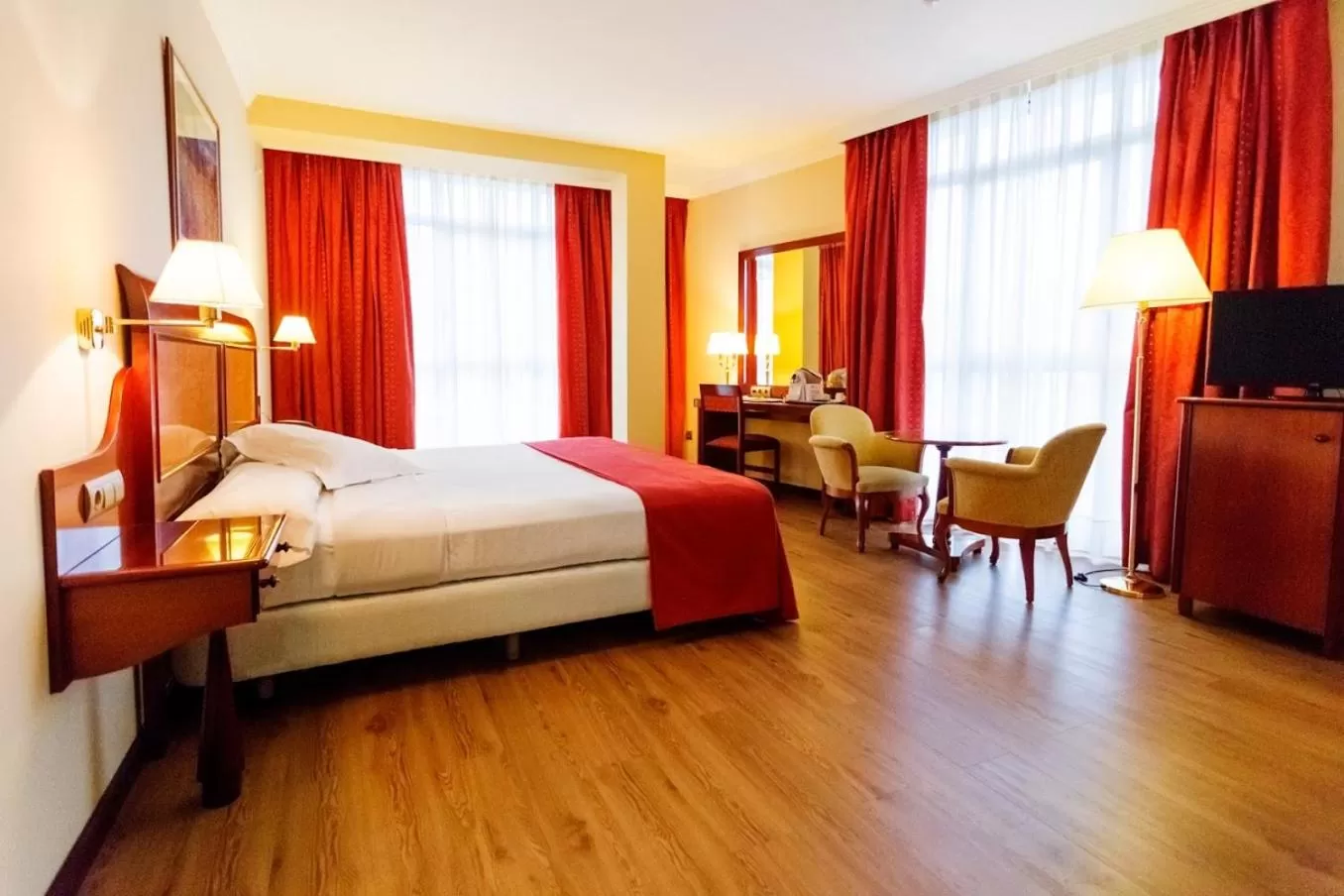 Junior Suite in Gran Hotel de Ferrol