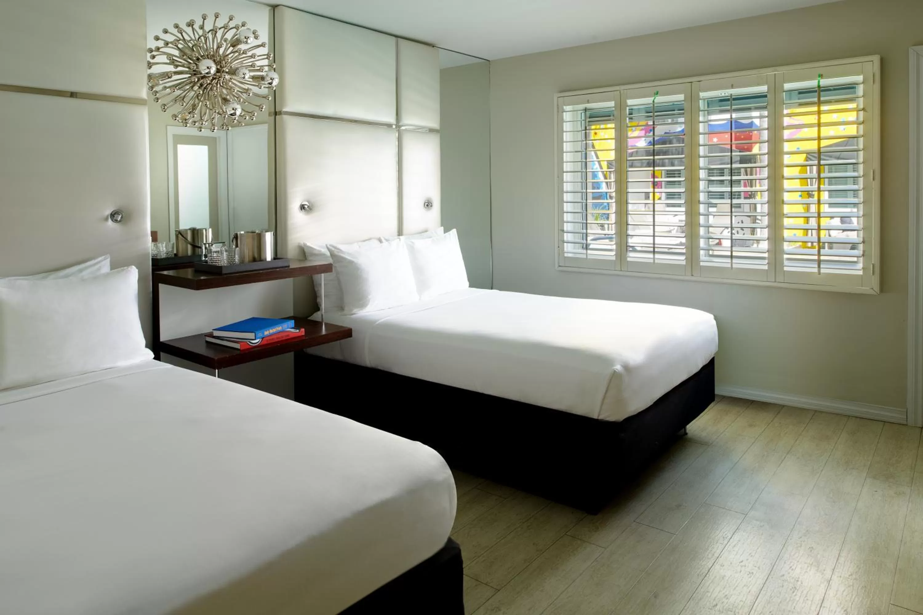 Swim up Two Doubles in Hotel Ziggy On Sunset