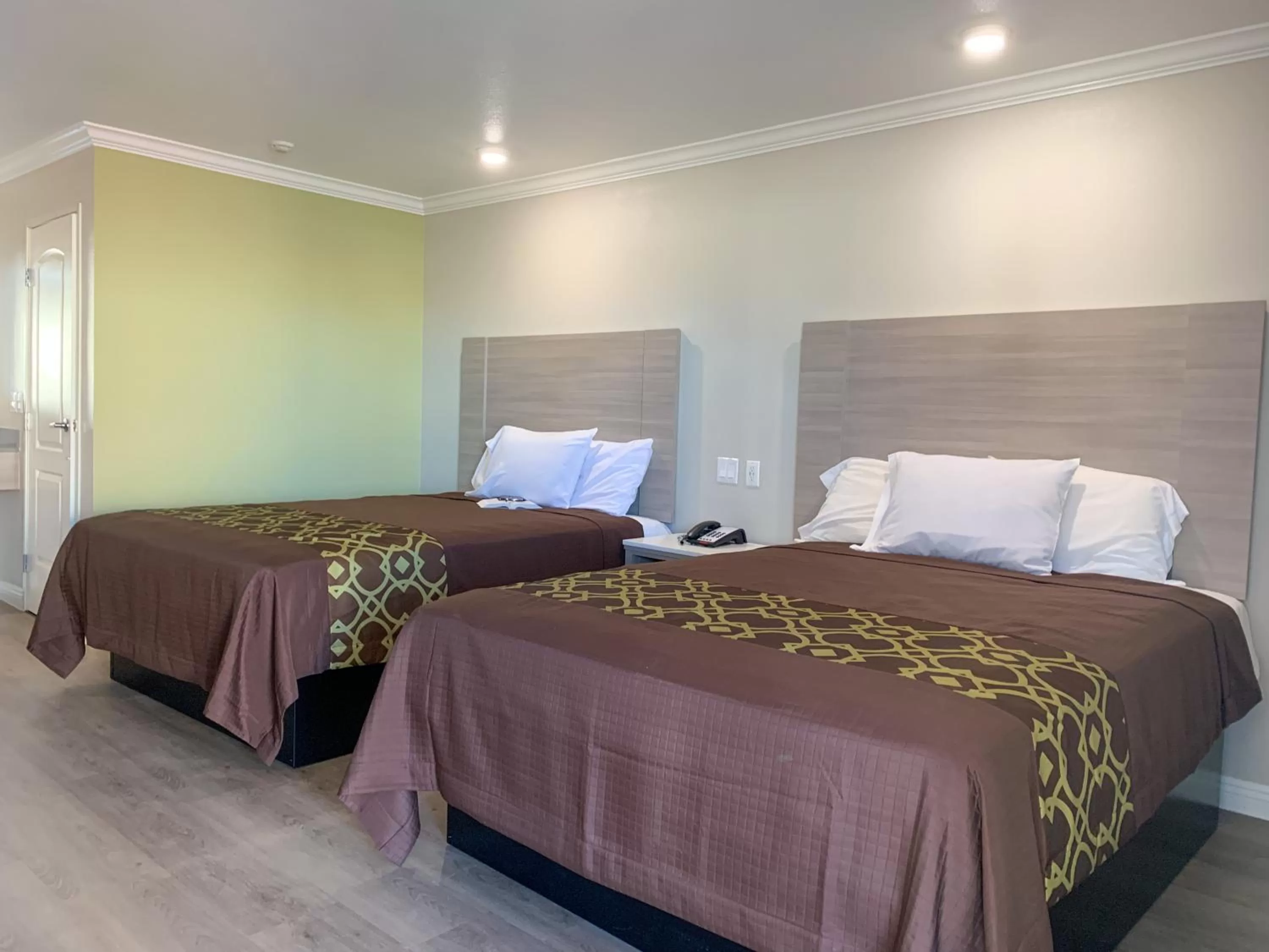 Double Room in Mojave Inn