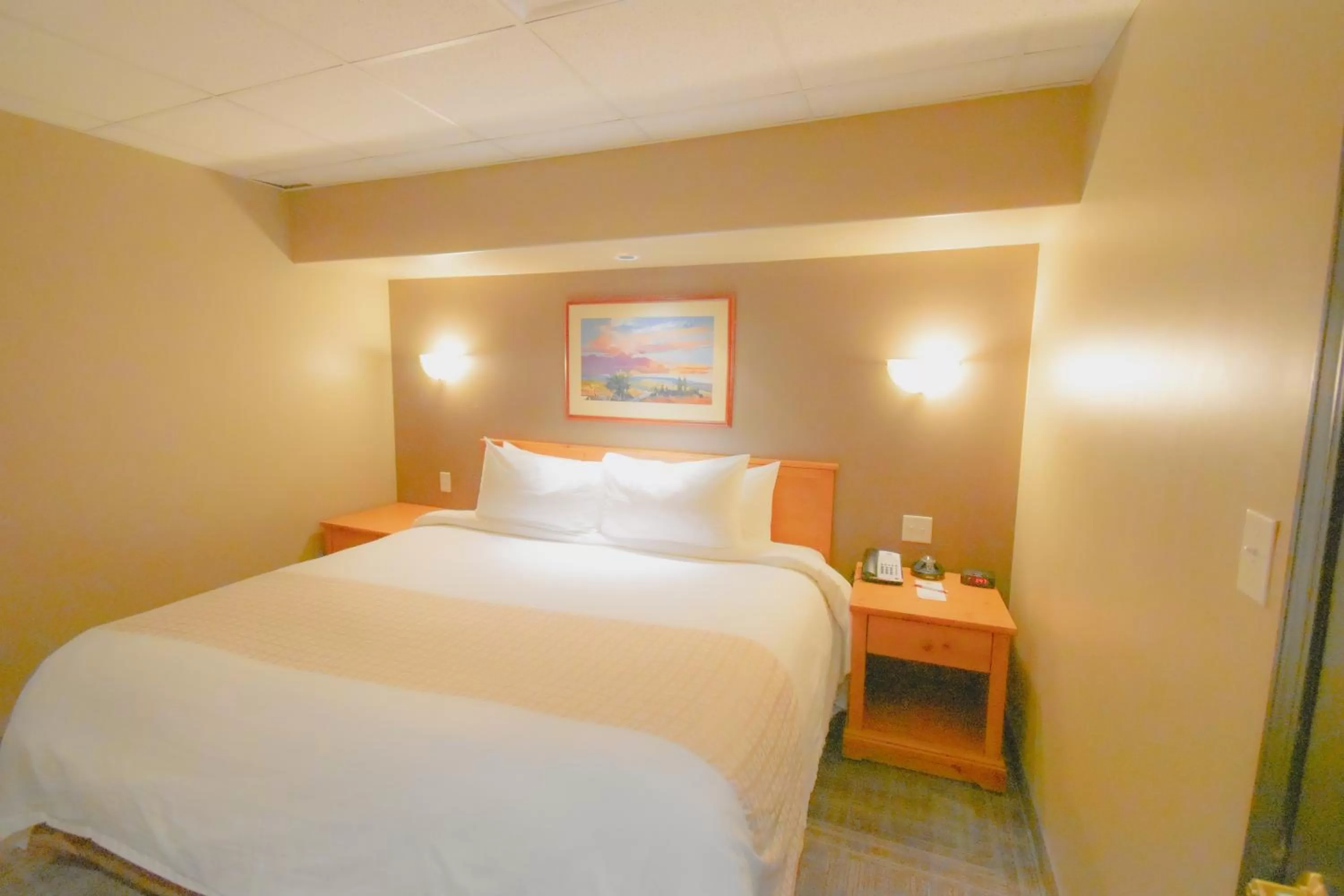 King Suite in Canad Inns Destination Centre Portage la Prairie