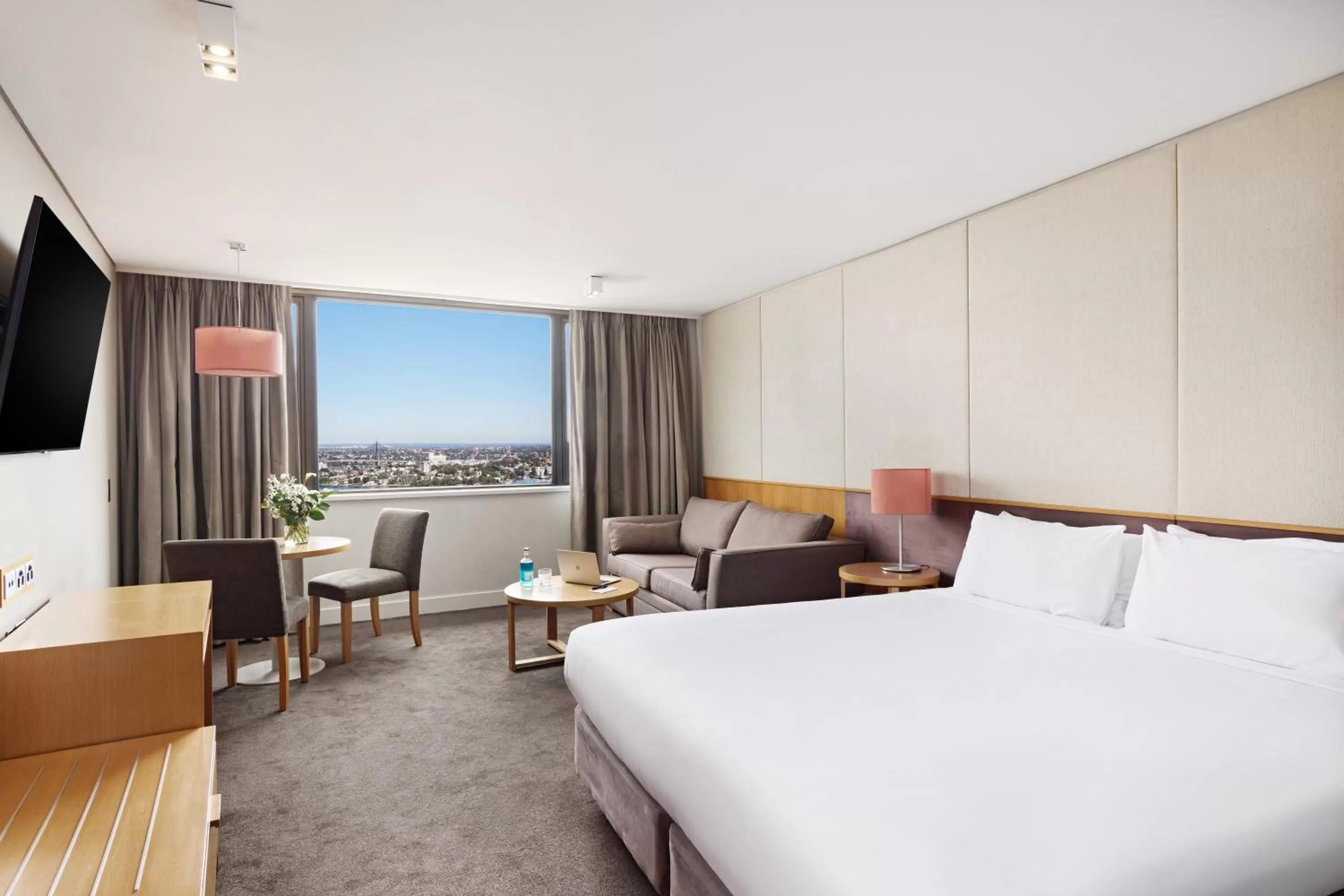 Deluxe Bay Room in View Sydney