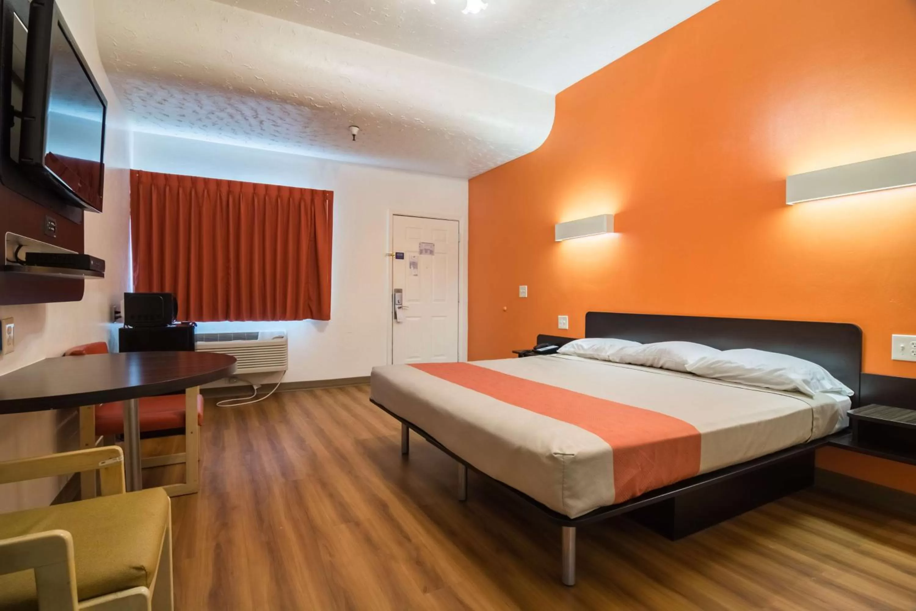 King Room - Smoking  in Motel 6-Globe, AZ