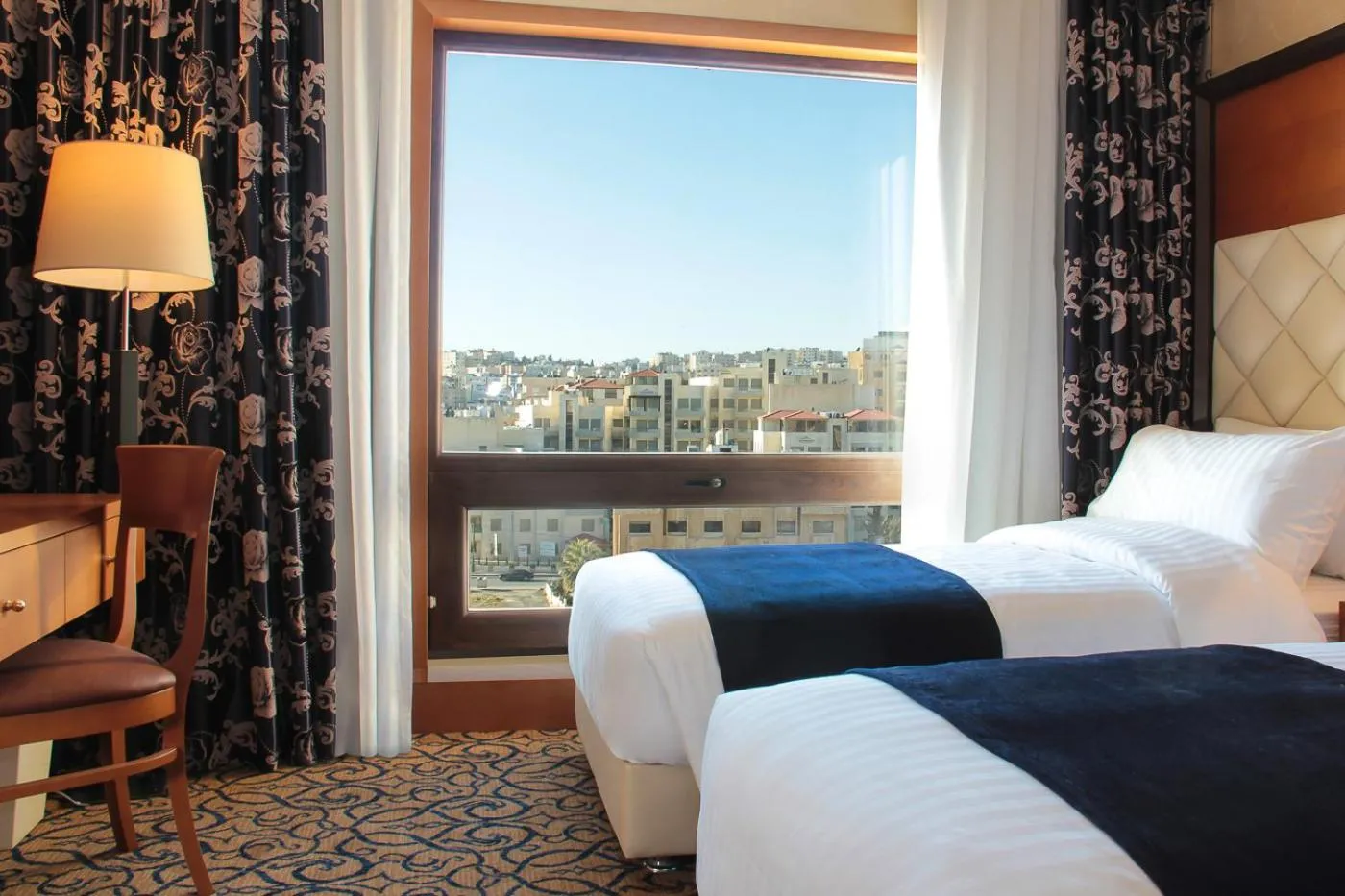 Deluxe Double Room in Thousand Nights Hotel Amman - فندق ثاوزند نايتس عمان