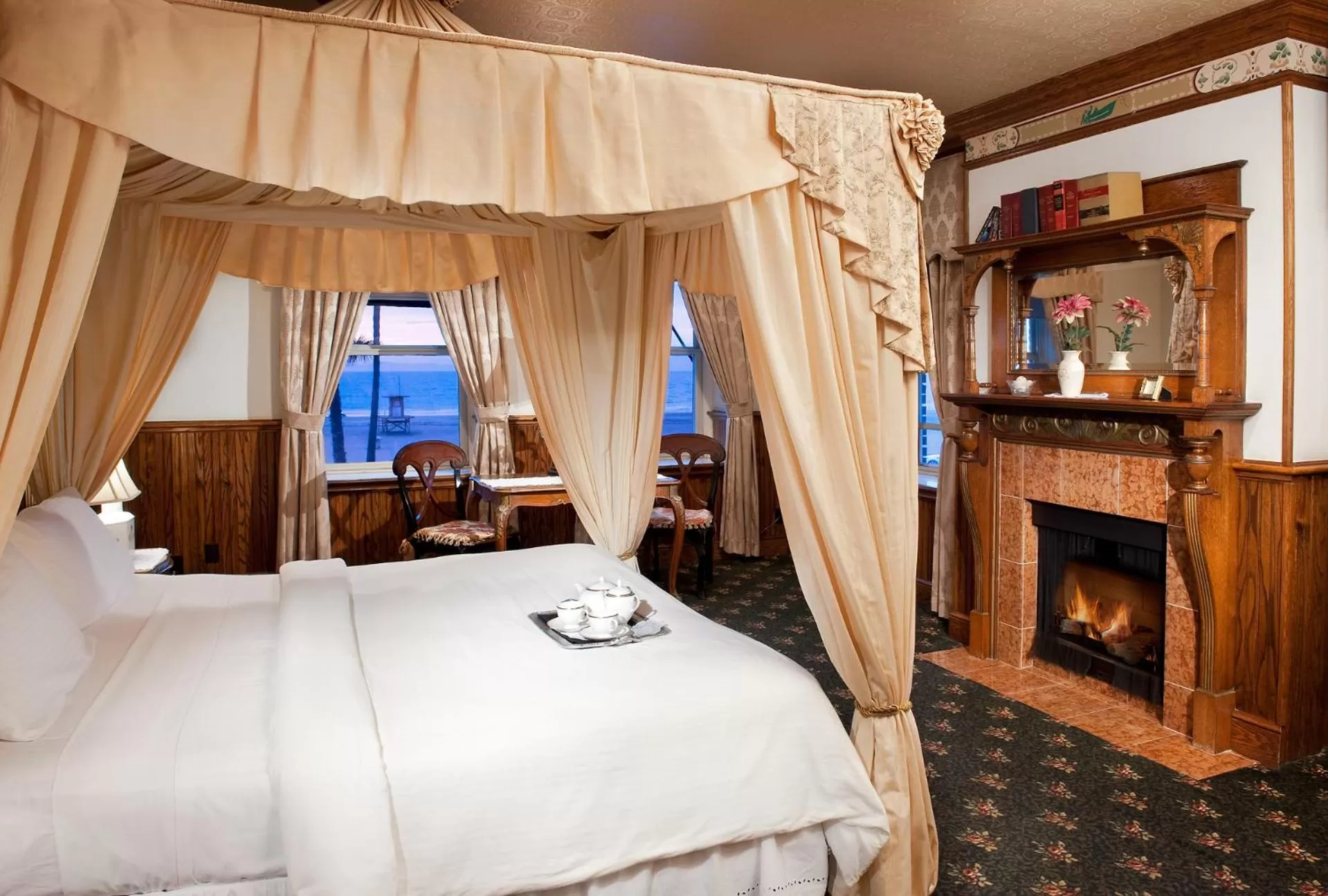 Double Room with Sea View in Doryman's Oceanfront Inn