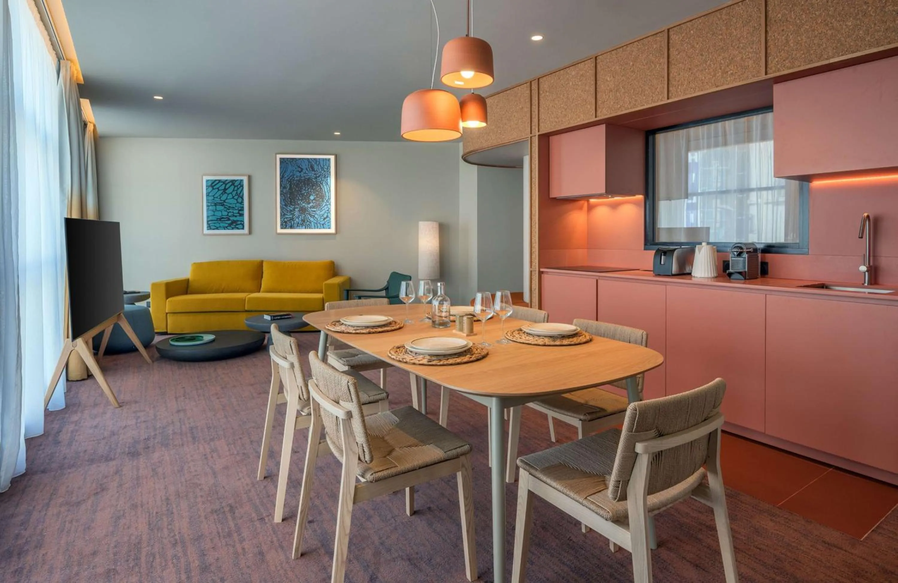 One-Bedroom Apartment with King Bed in Canopy by Hilton Cannes