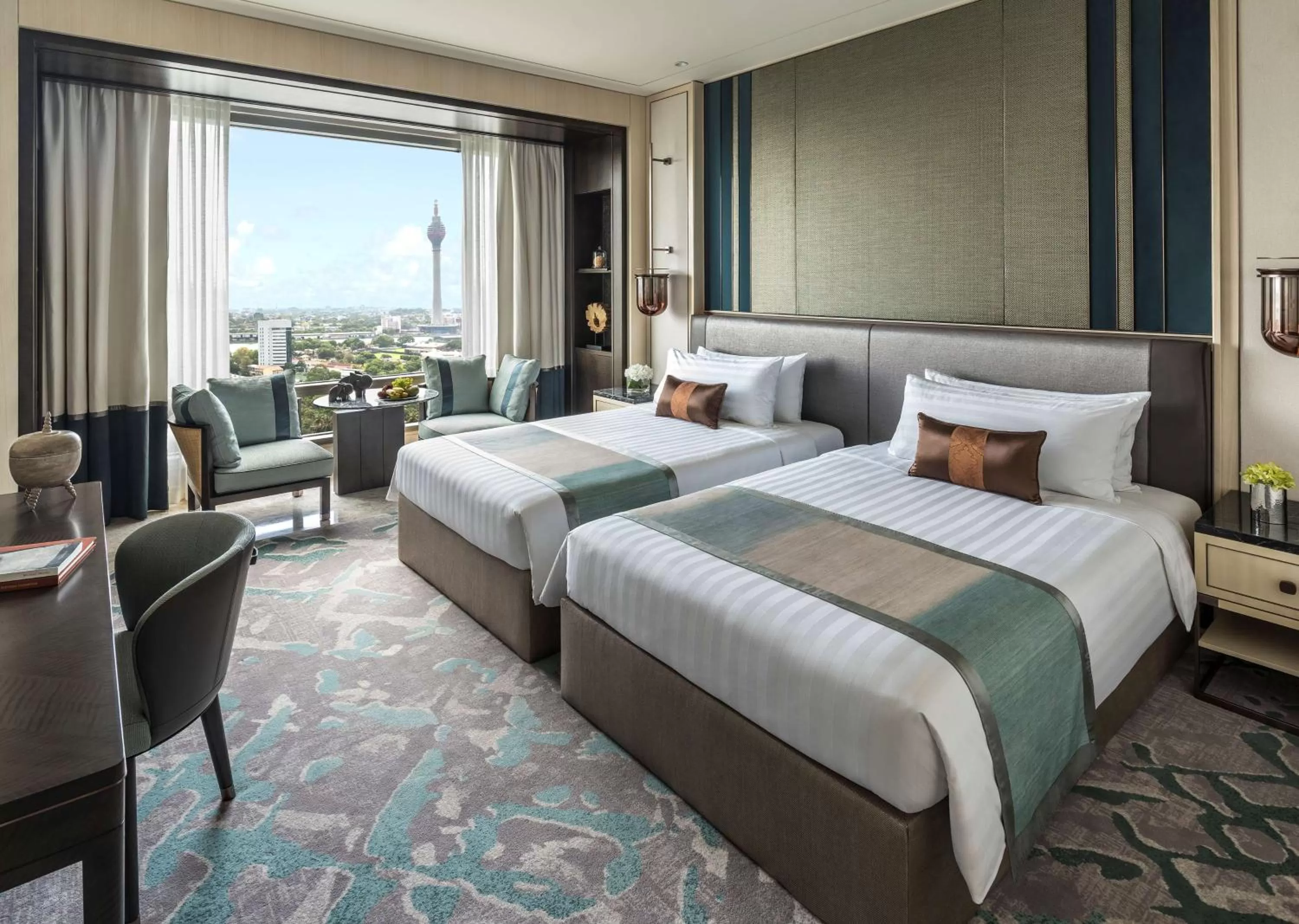 Deluxe Lake View Twin in Shangri-La Colombo