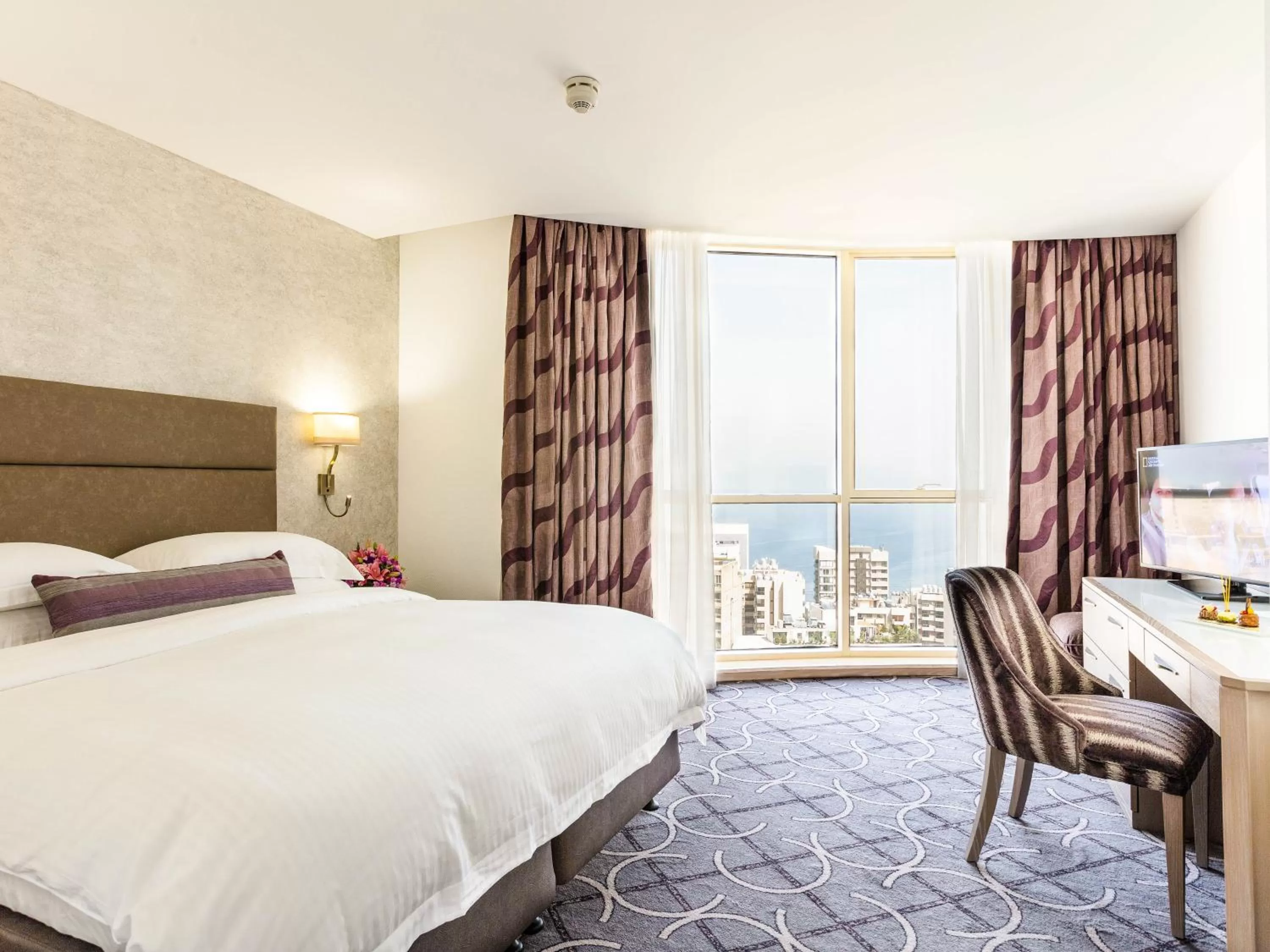 Sea View Ambassador Suite in Gefinor Rotana – Beirut