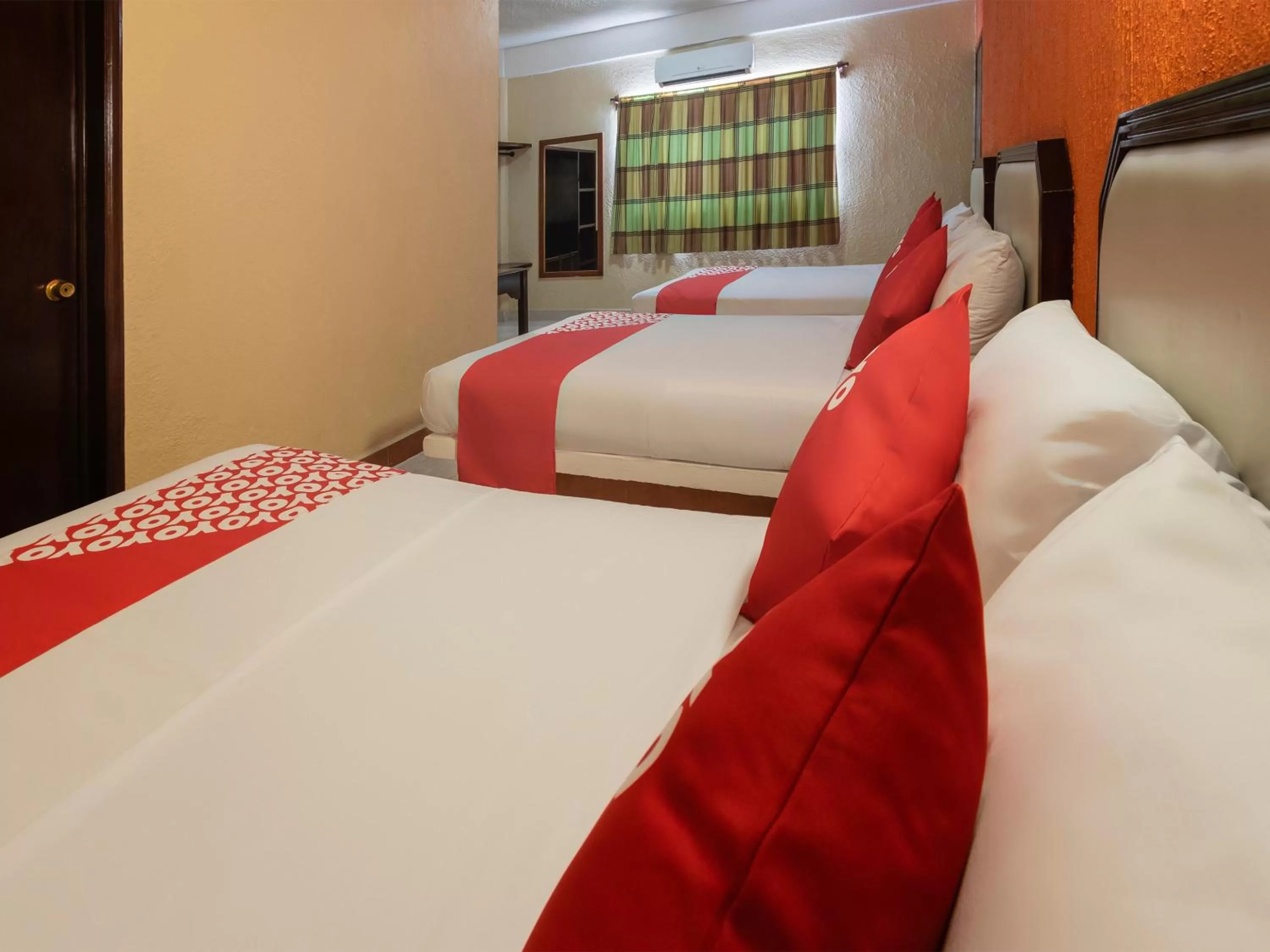 Basic Triple Room in HOTEL MERIDA