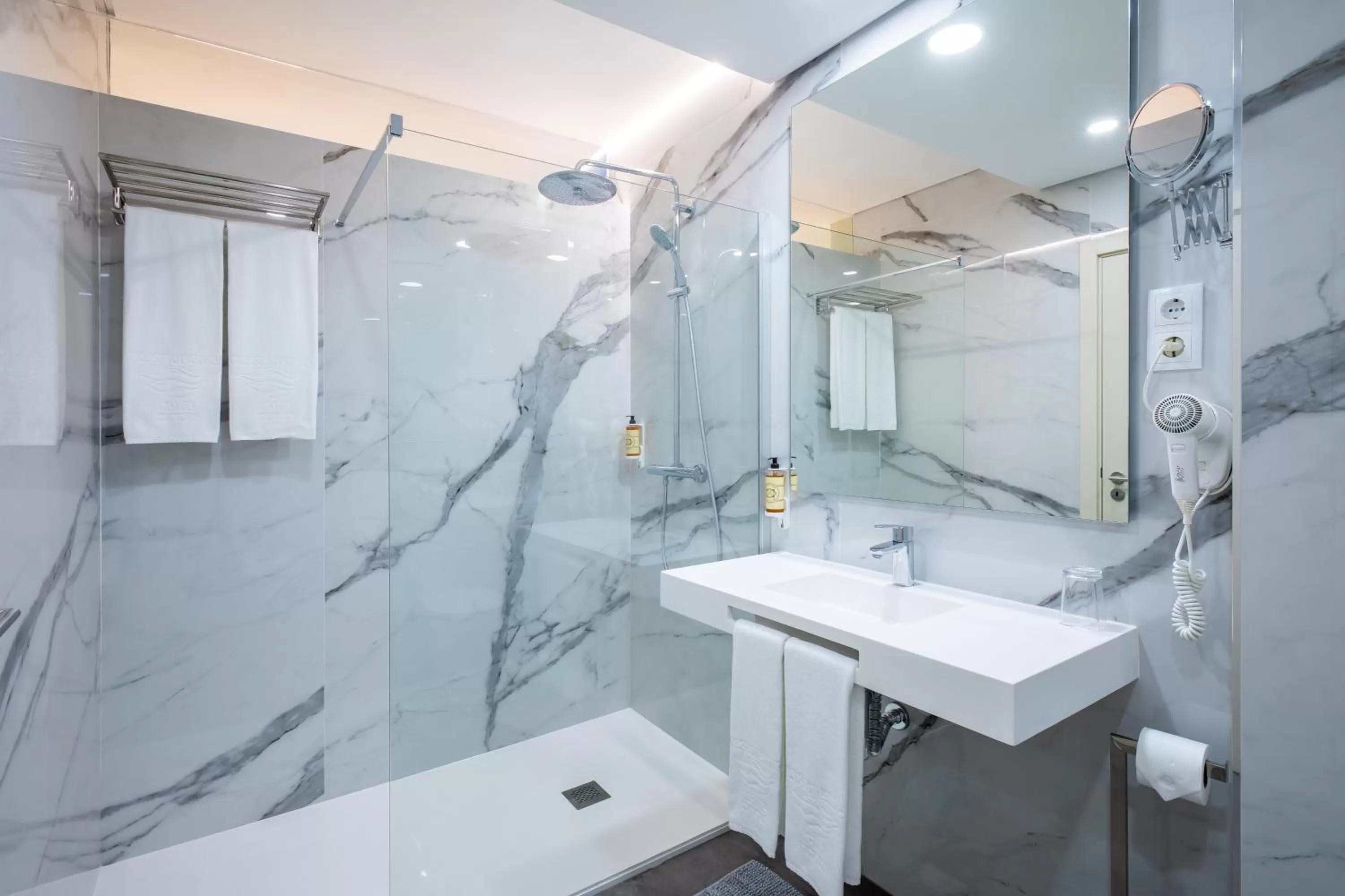 Standard Queen Room in Lagos Atlantic Hotel