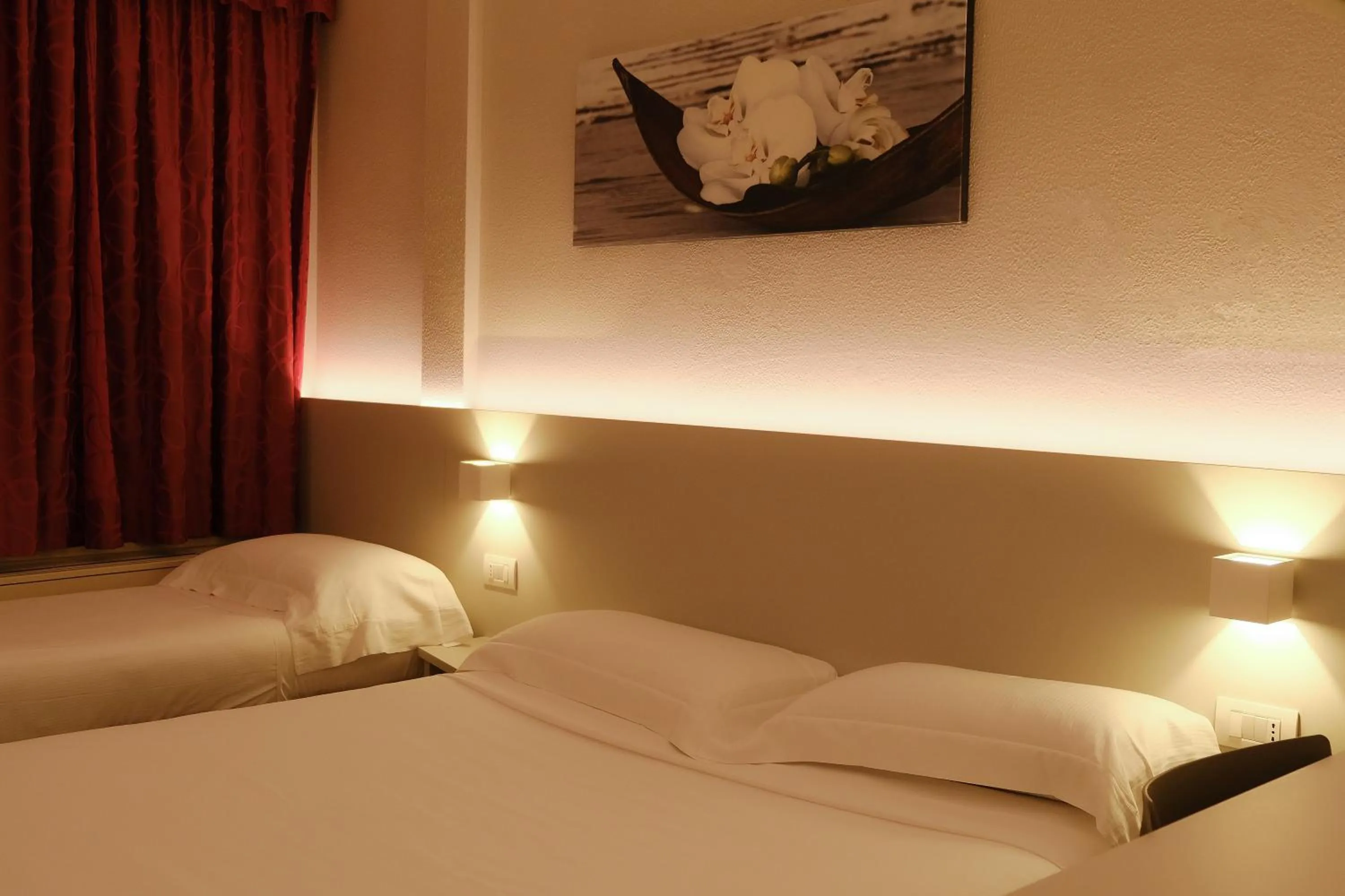 Double Room in Hotel Motel 2000