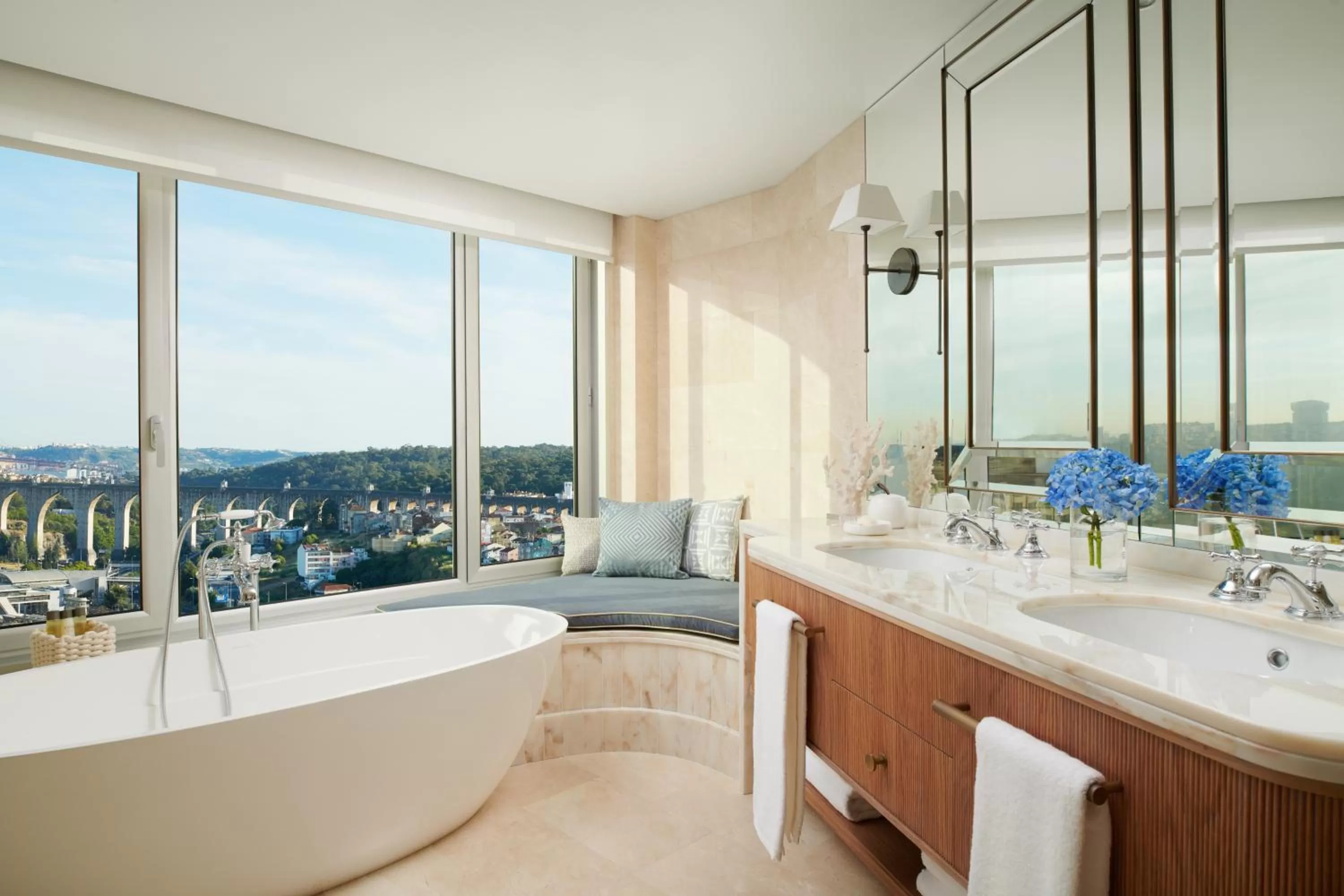 Premium Suite in Corinthia Lisbon