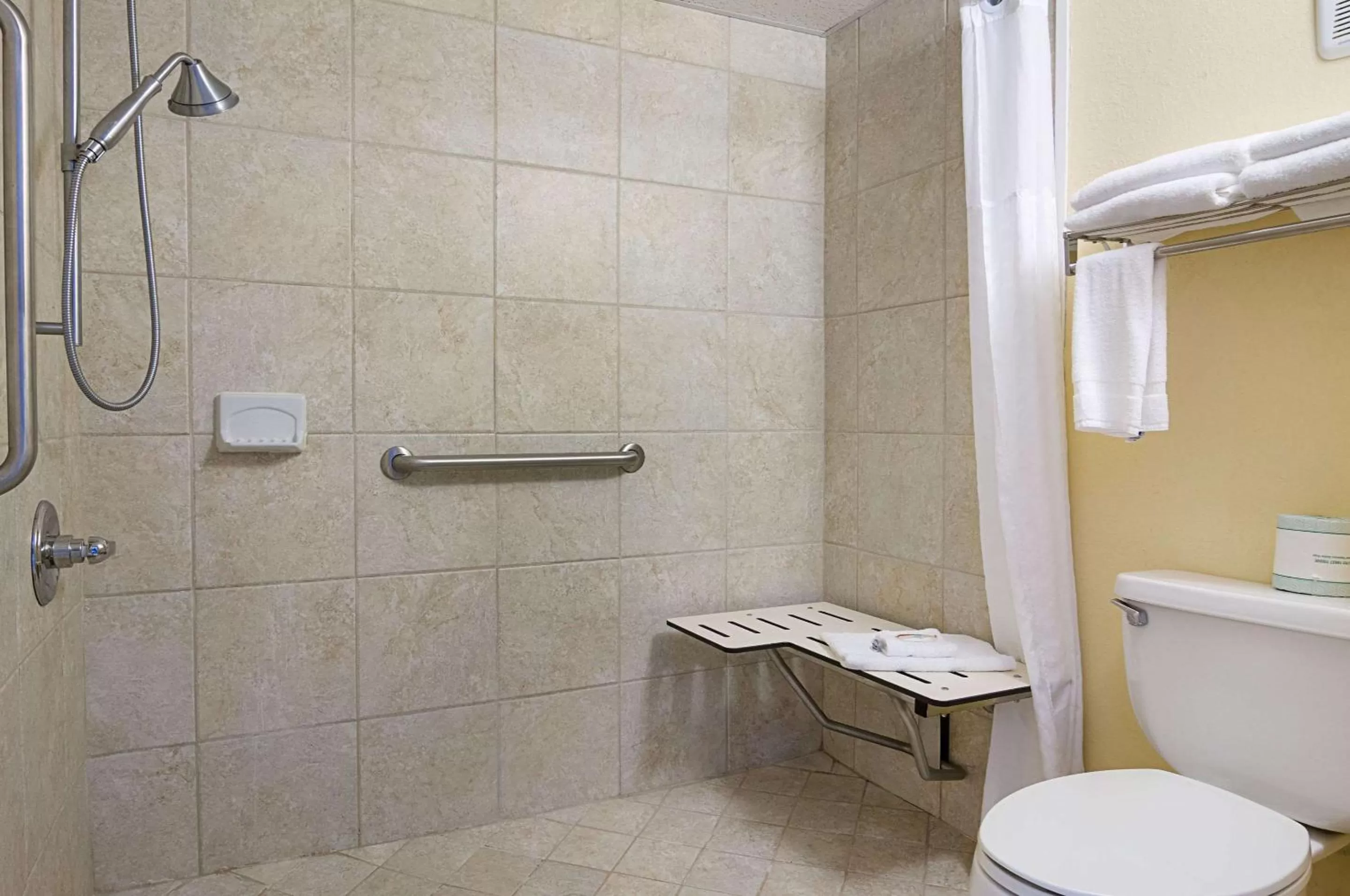 Double Room with Two Double Beds - Accessible/Non-Smoking in Quality Inn Calhoun North I-75
