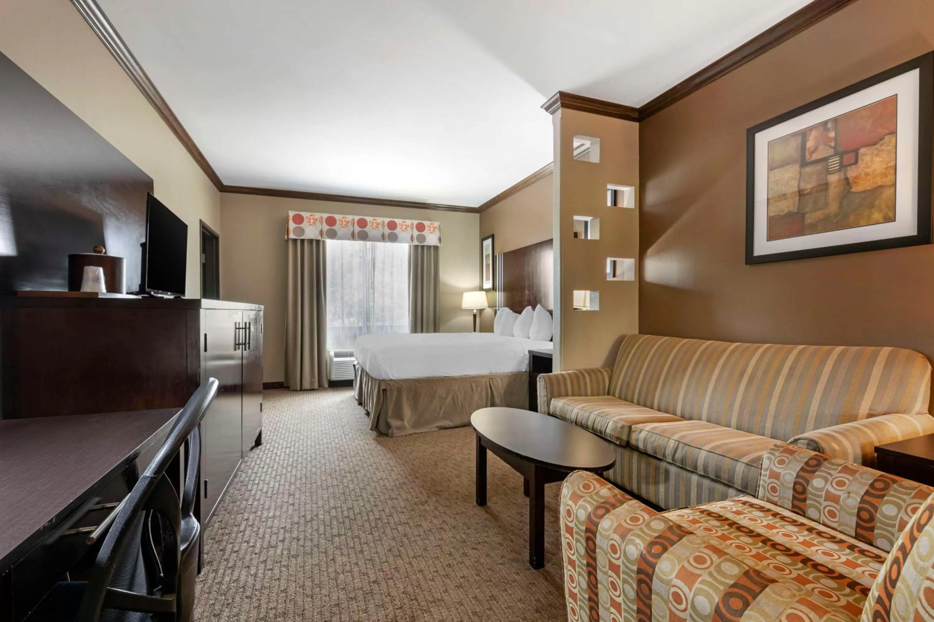 Two-Bedroom King Suite with Two King Beds and Sofa Bed - Non-Smoking in Best Western Plus Texoma Hotel & Suites