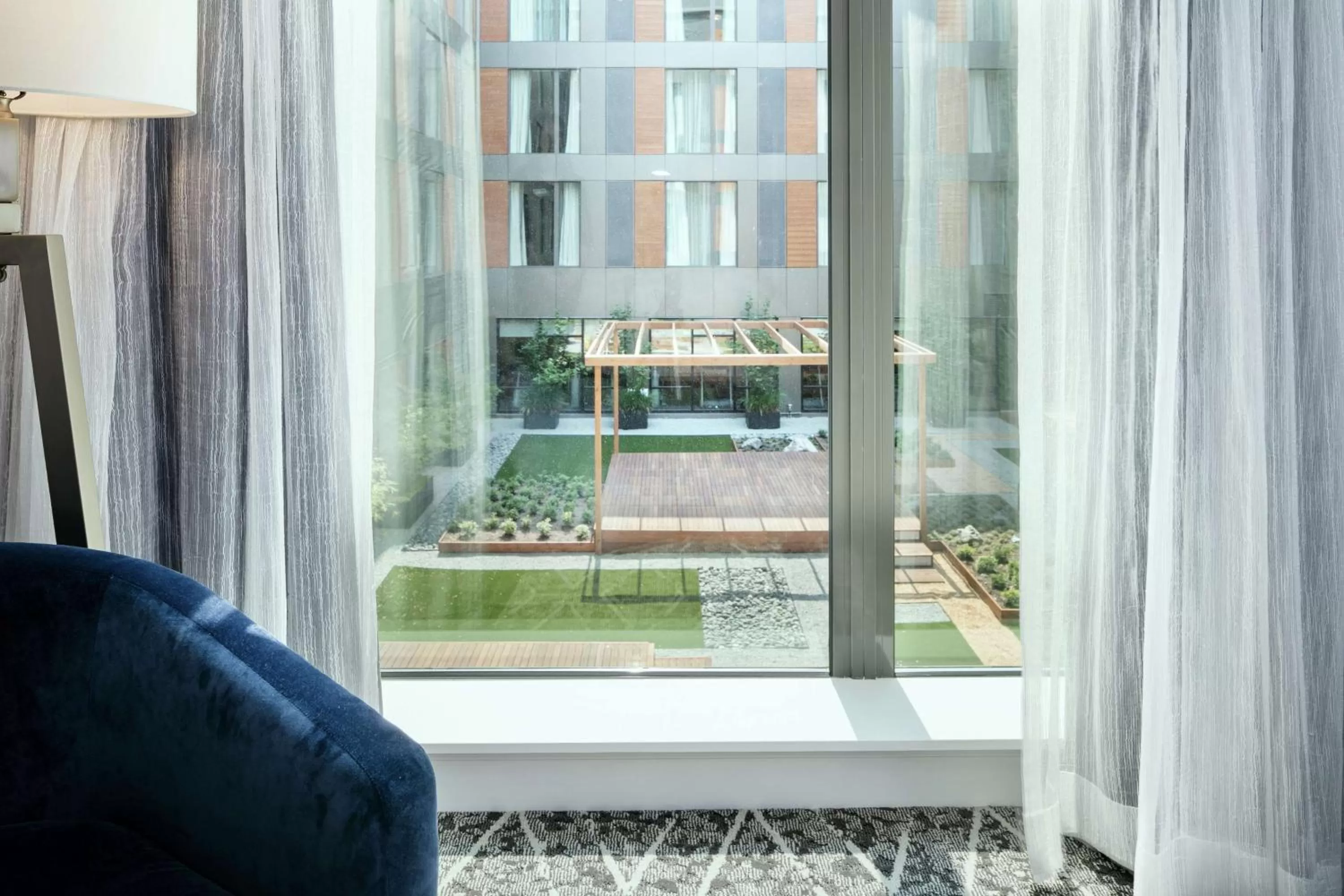 Corner King Room with View in Hilton Garden Inn Seattle Bellevue Downtown, WA