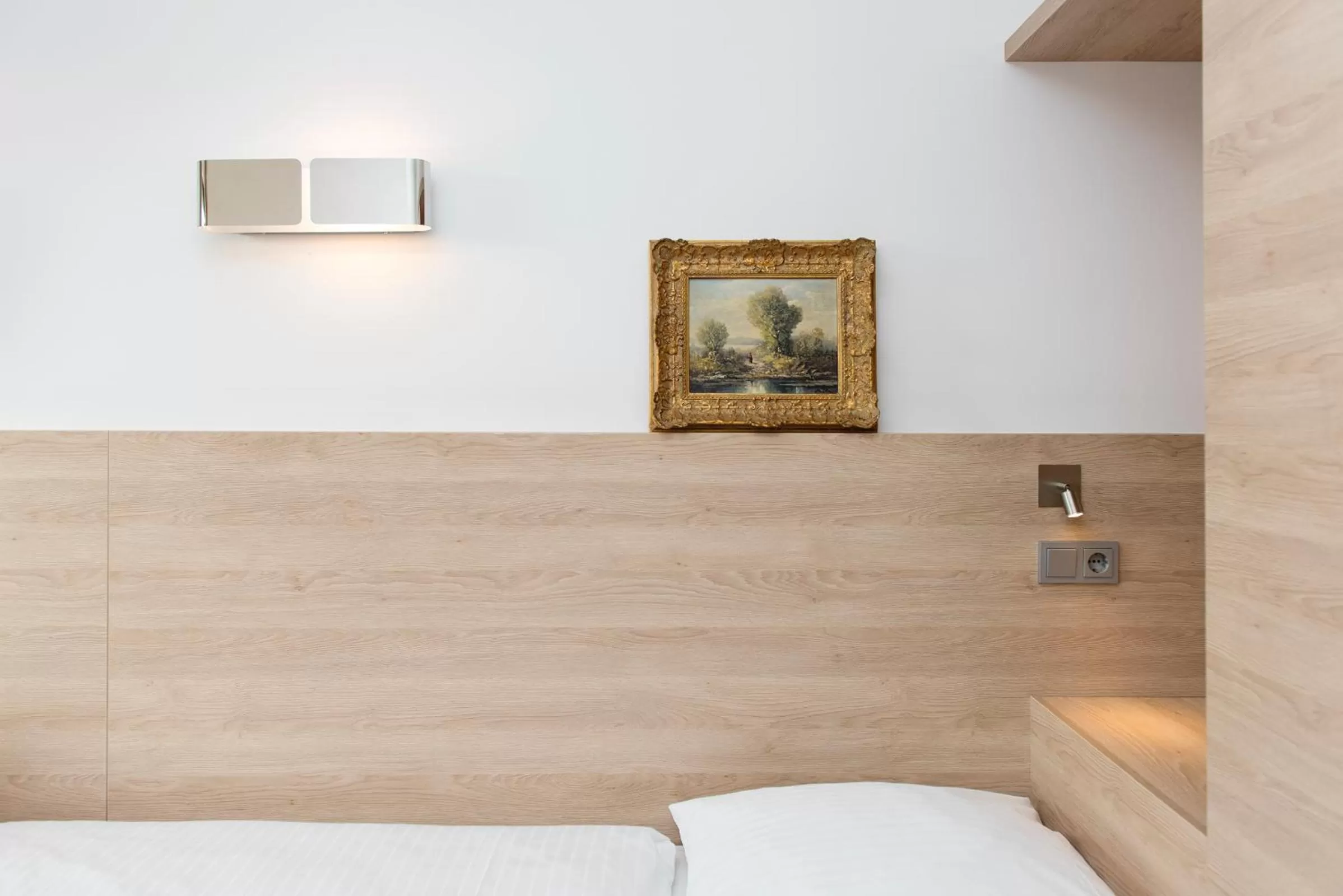 Single Room in Hotel Amba