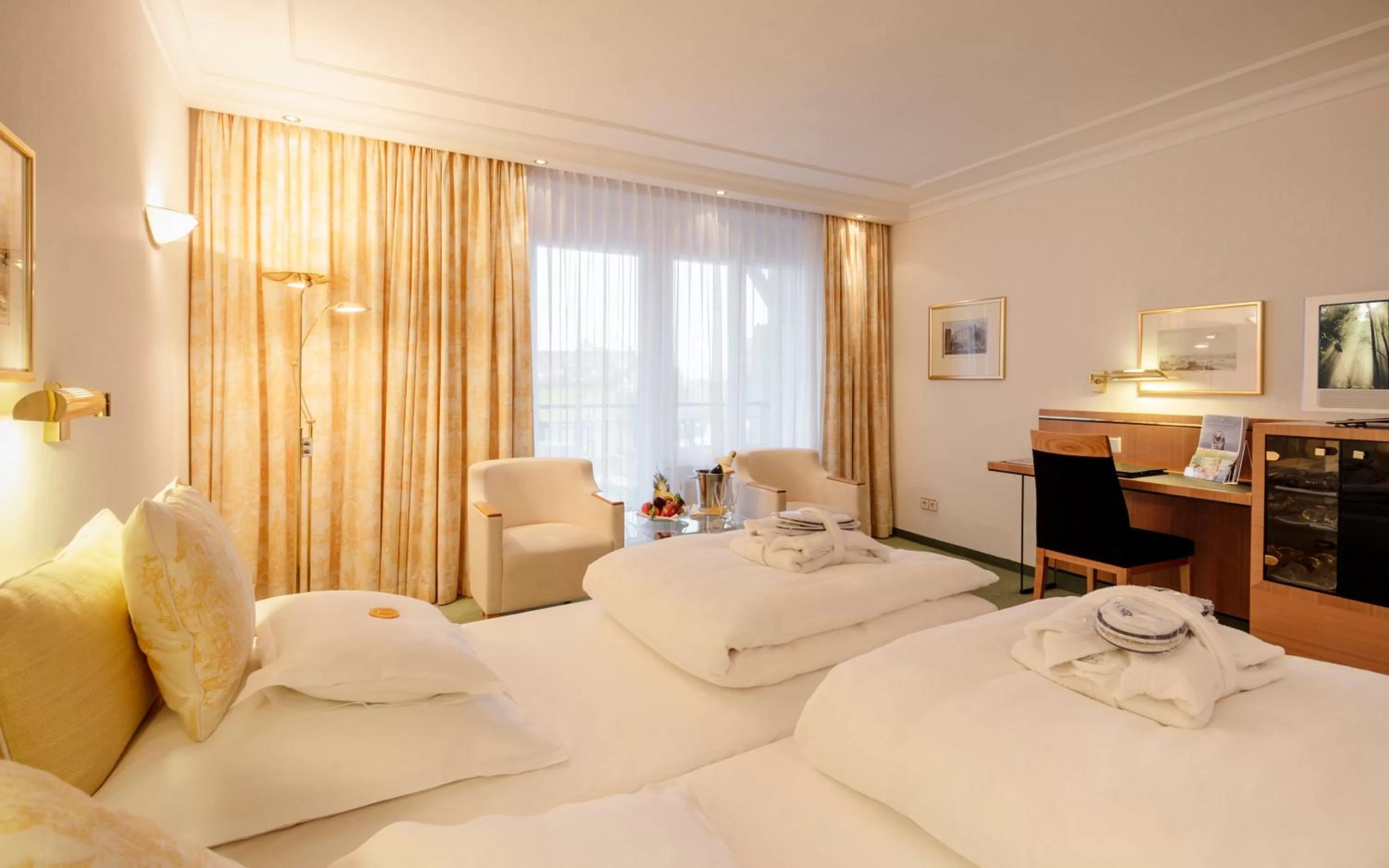 Double Room with Garden View - single occupancy in Hotel Bayerischer Hof