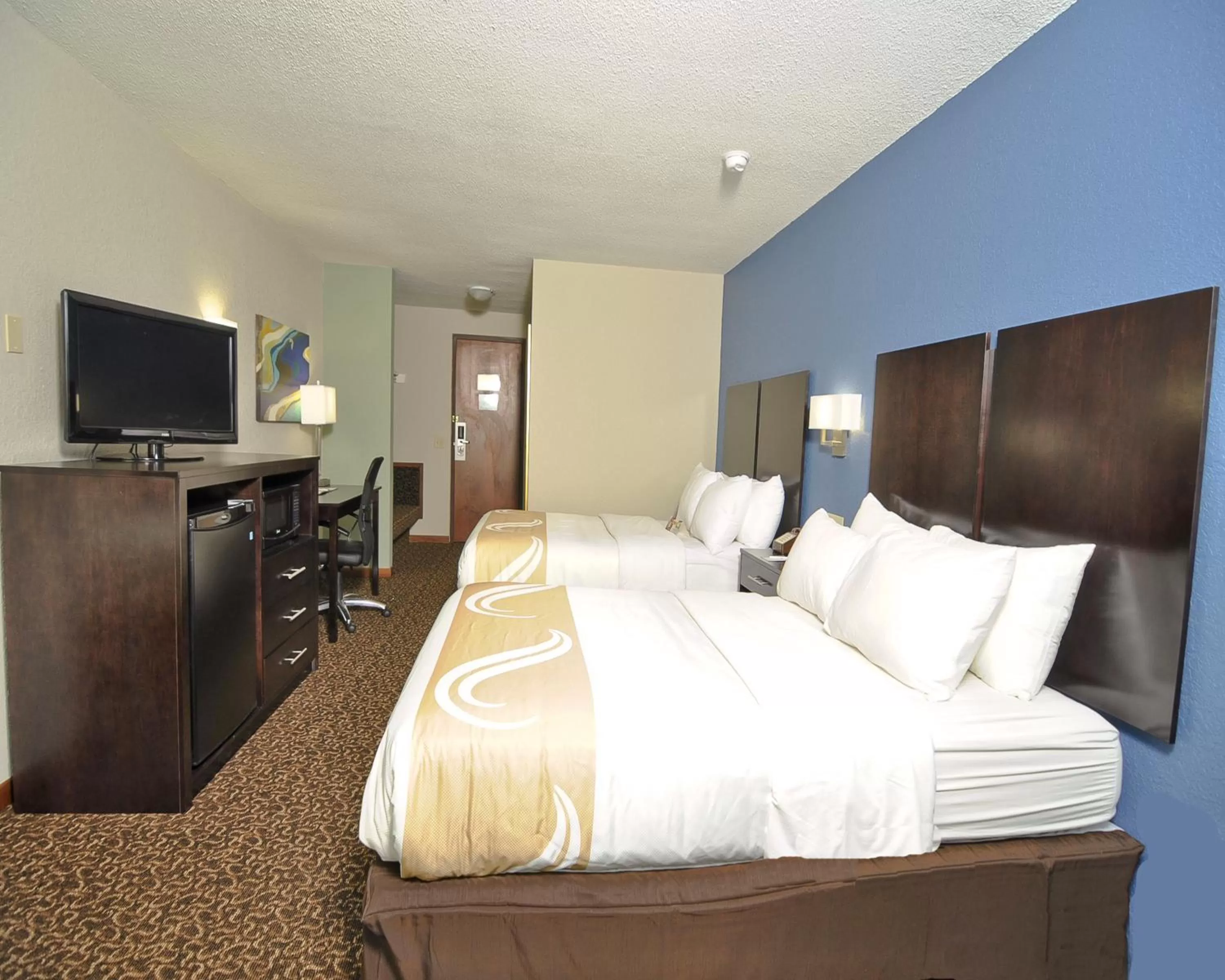 Standard Double Room with Two Double Beds in Quality Inn Milan-Sandusky