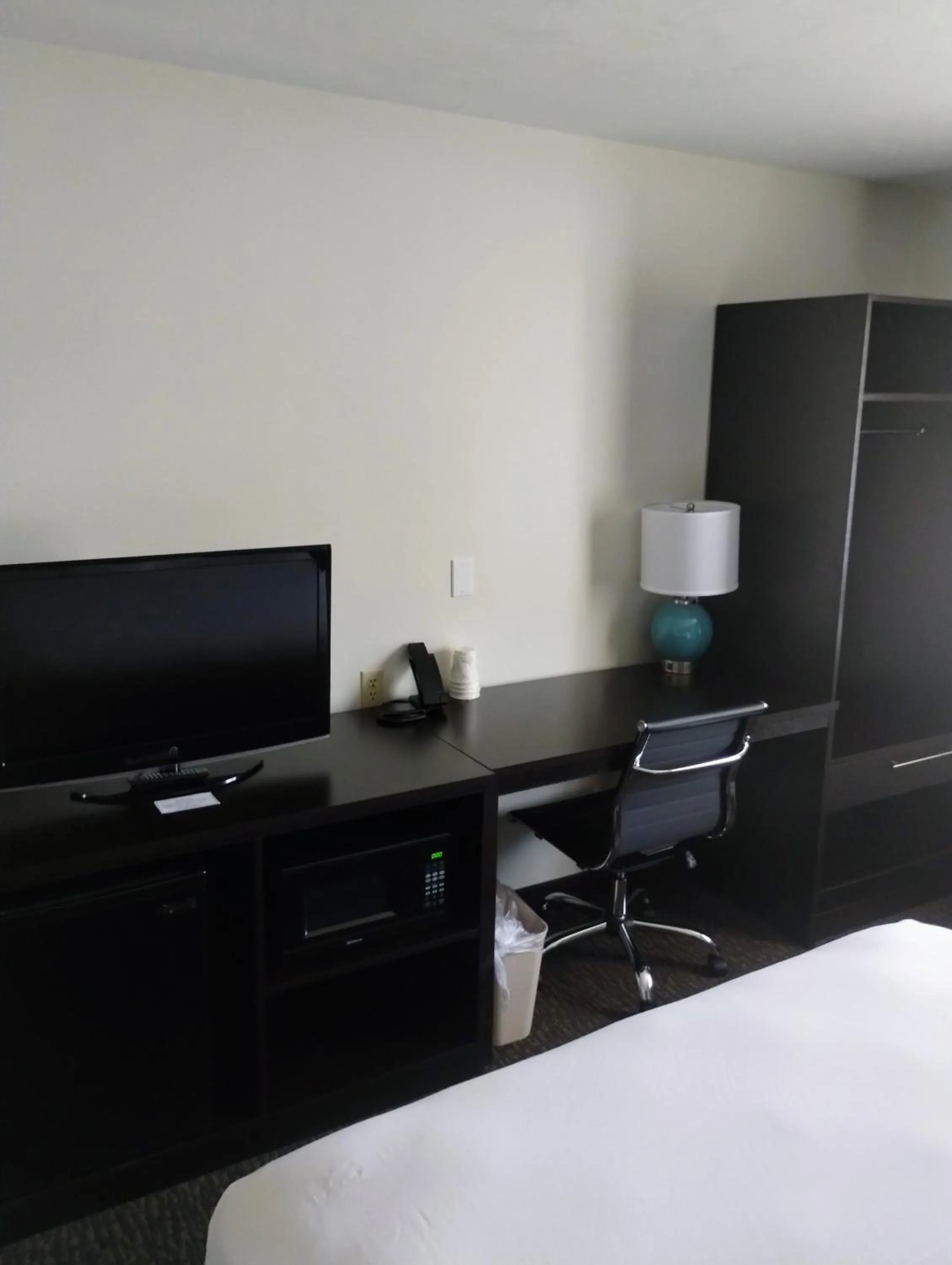 TV and multimedia, Bed in Sleep Inn Kelso Longview