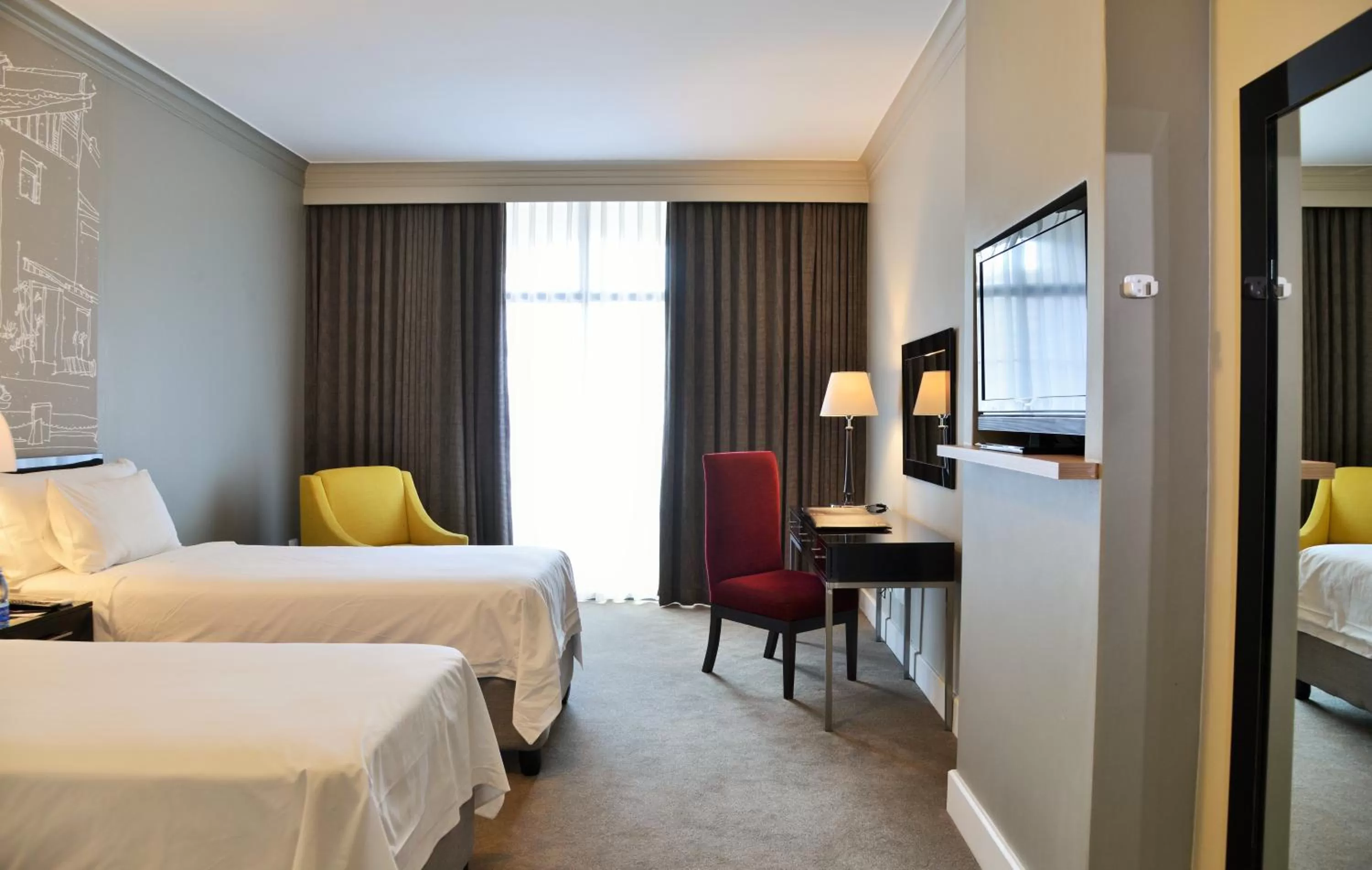 Superior Twin Room in The Capetonian - Halal