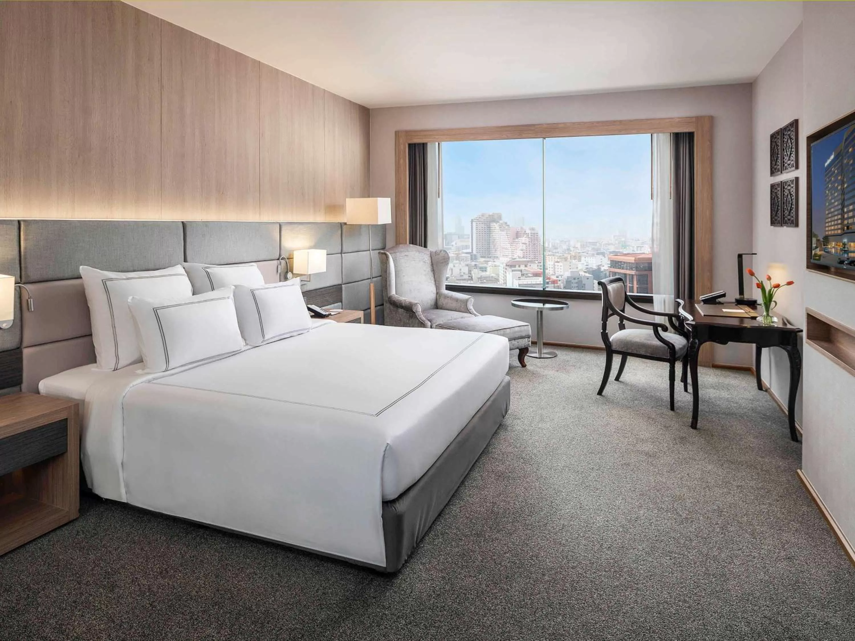 Swiss Advantage in Swissotel Bangkok Ratchada