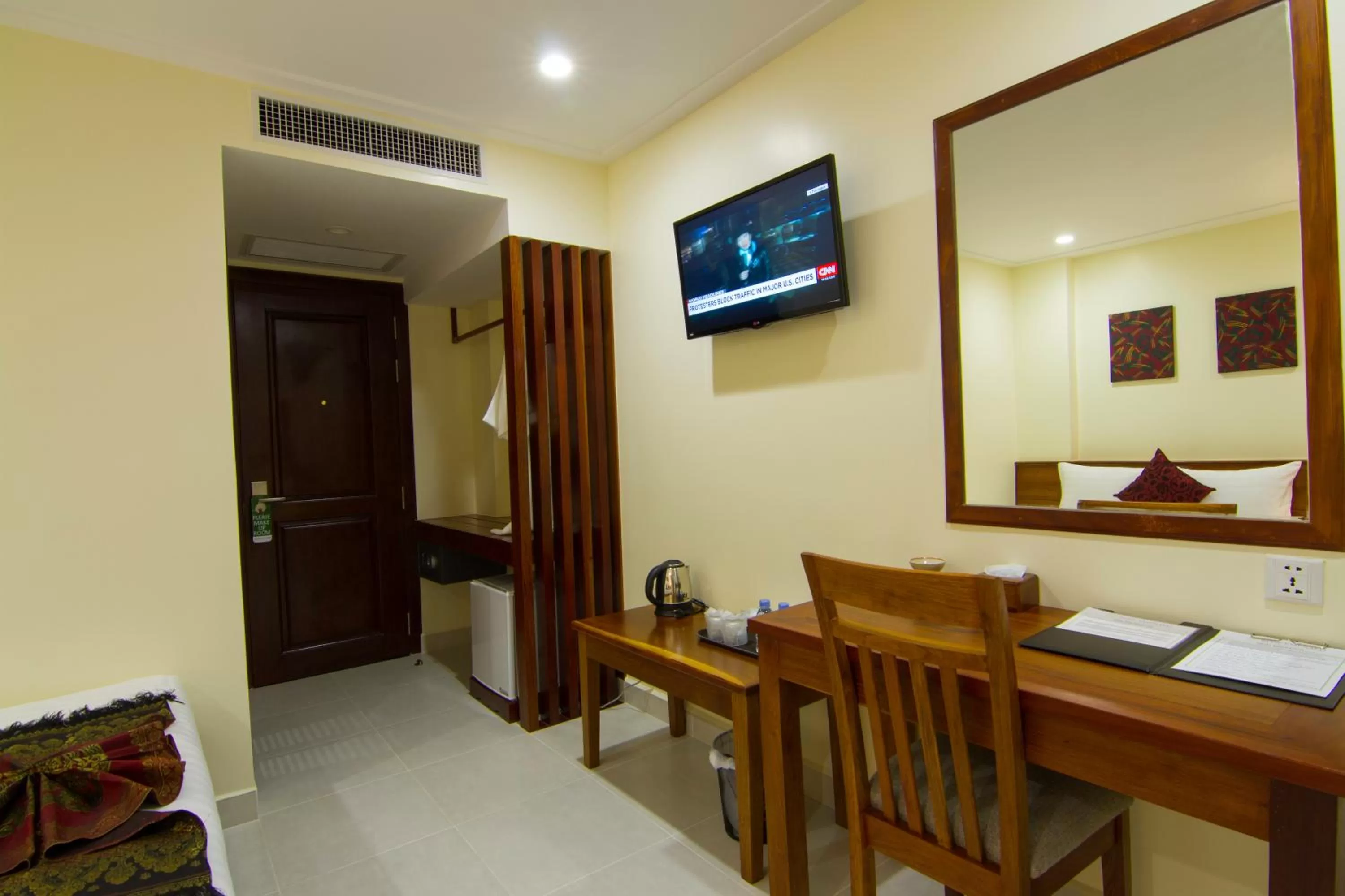Superior Twin Room in Rose Emerald Hotel