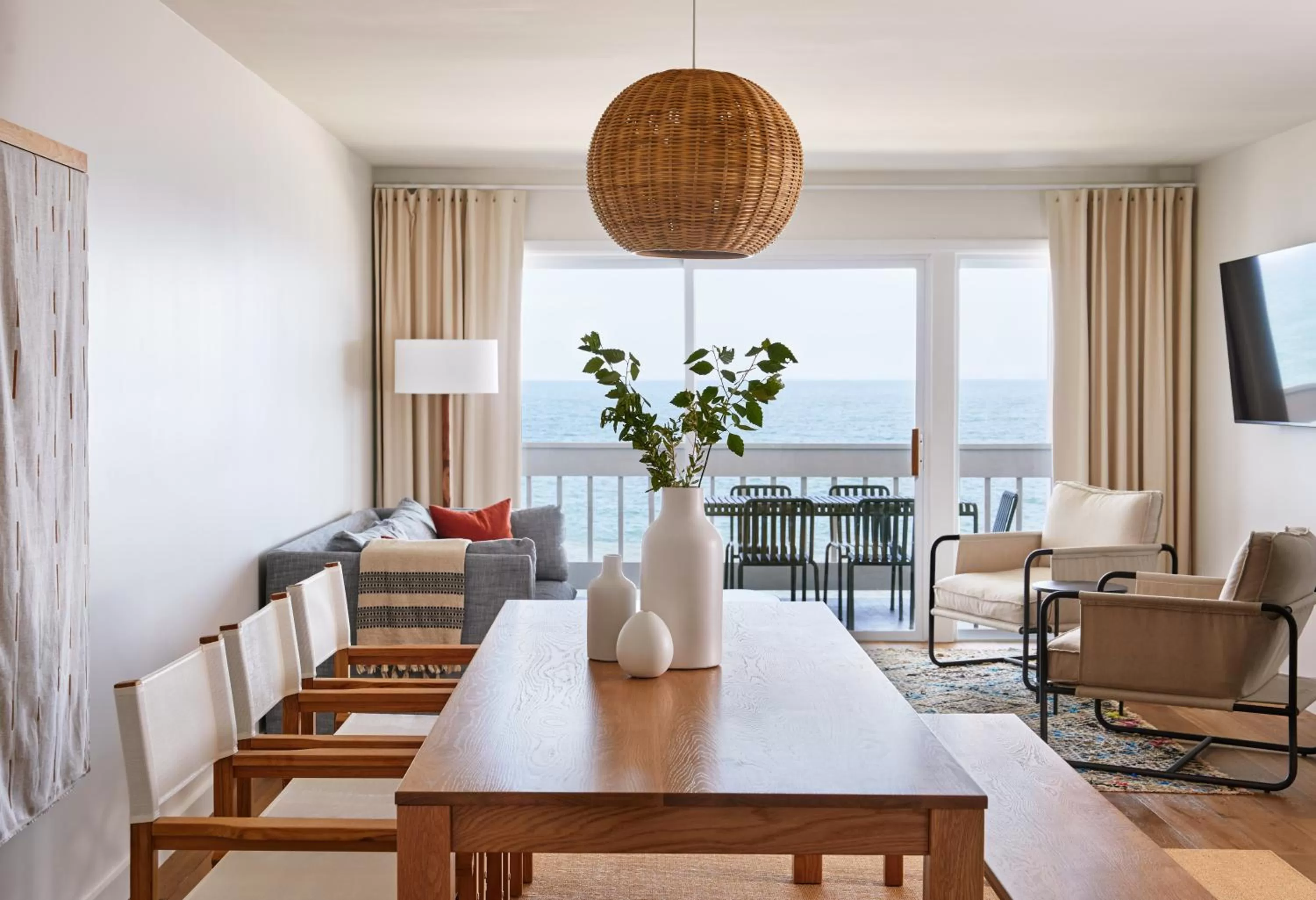 Two Bedroom Luxury Suite with King and Queen Bed in Sound View Greenport