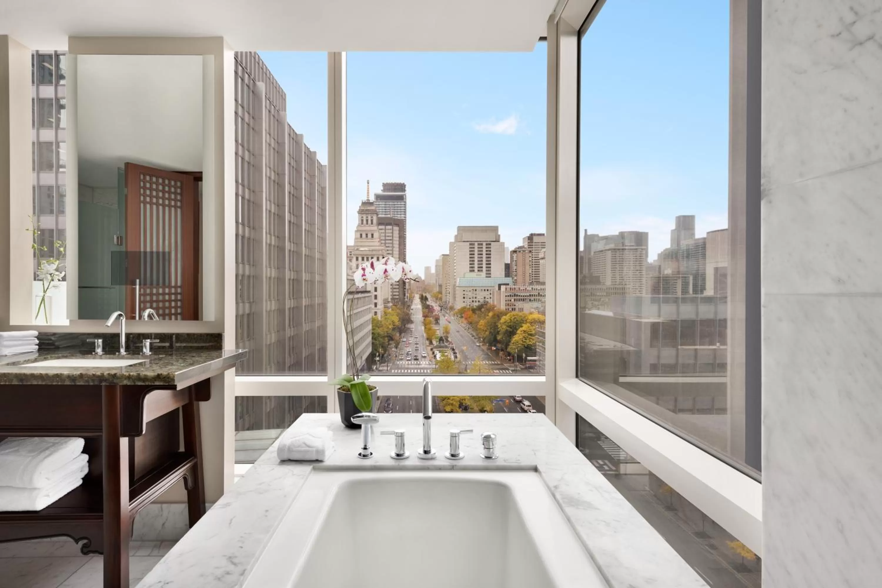 Premier View Room in Shangri-La Toronto