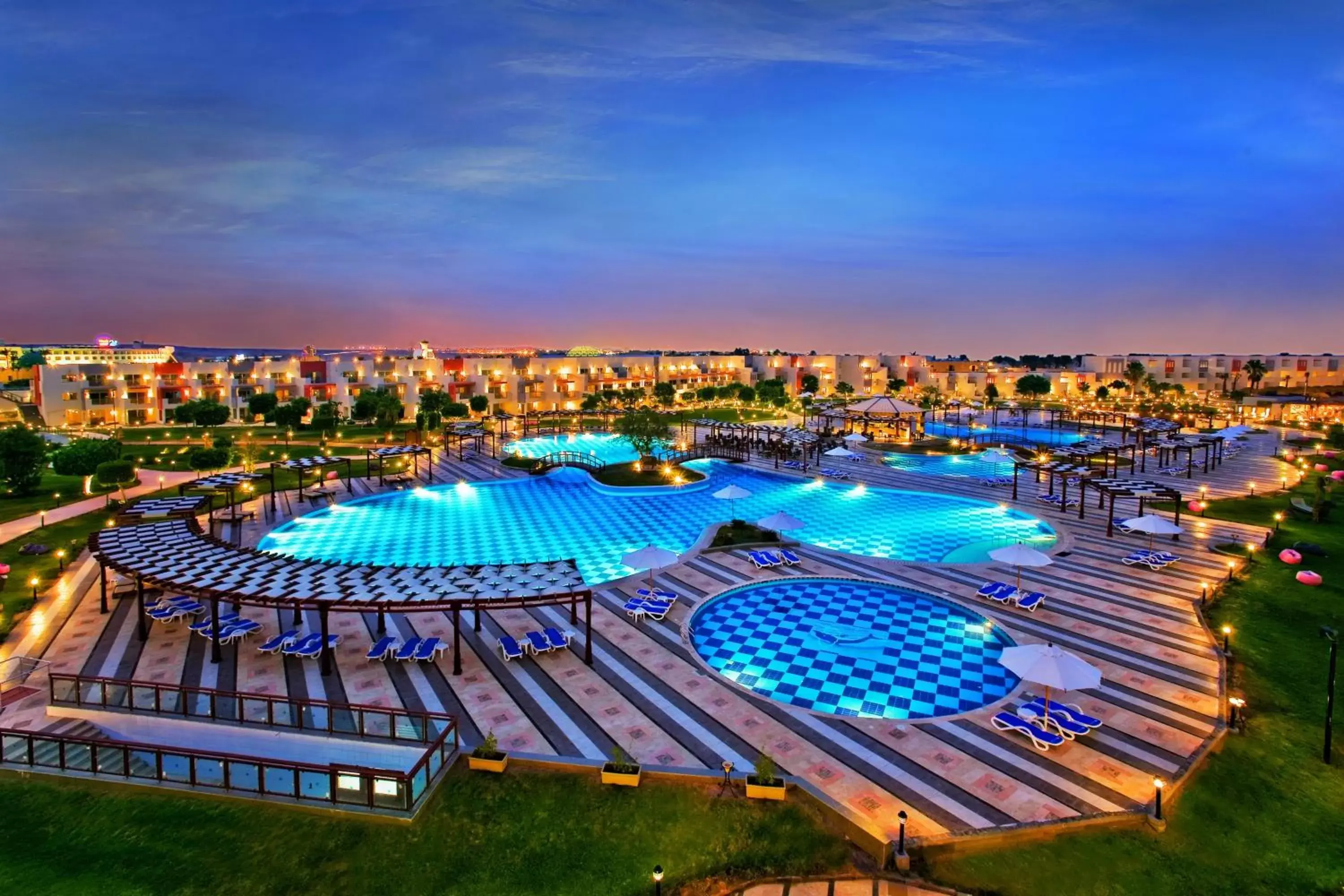 Sunrise Crystal Bay Resort -Grand Select Sunrise Crystal Bay Resort -Grand Select