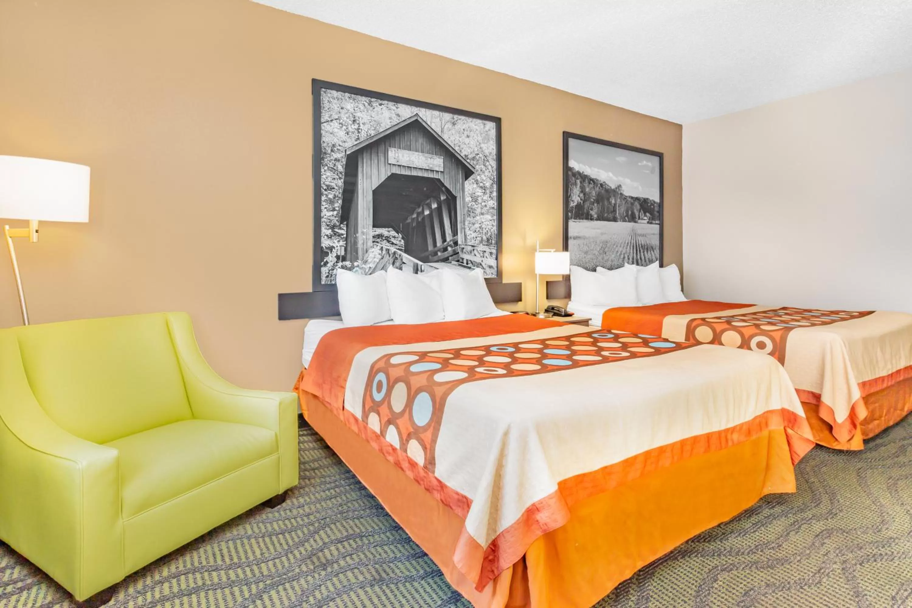 Queen Room with Two Queen Beds - Non-Smoking in Super 8 by Wyndham Kokomo