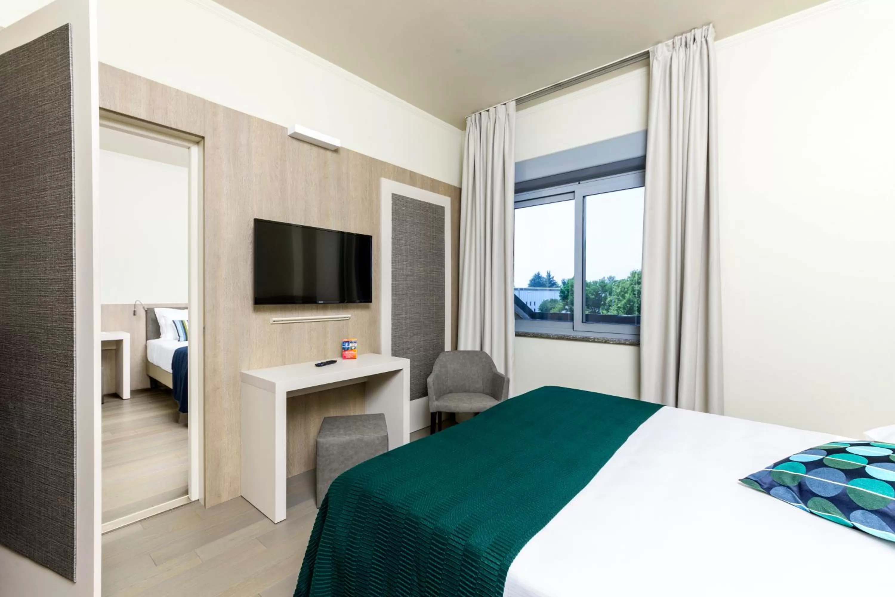 Two Connecting Rooms in Peralba Autohotel