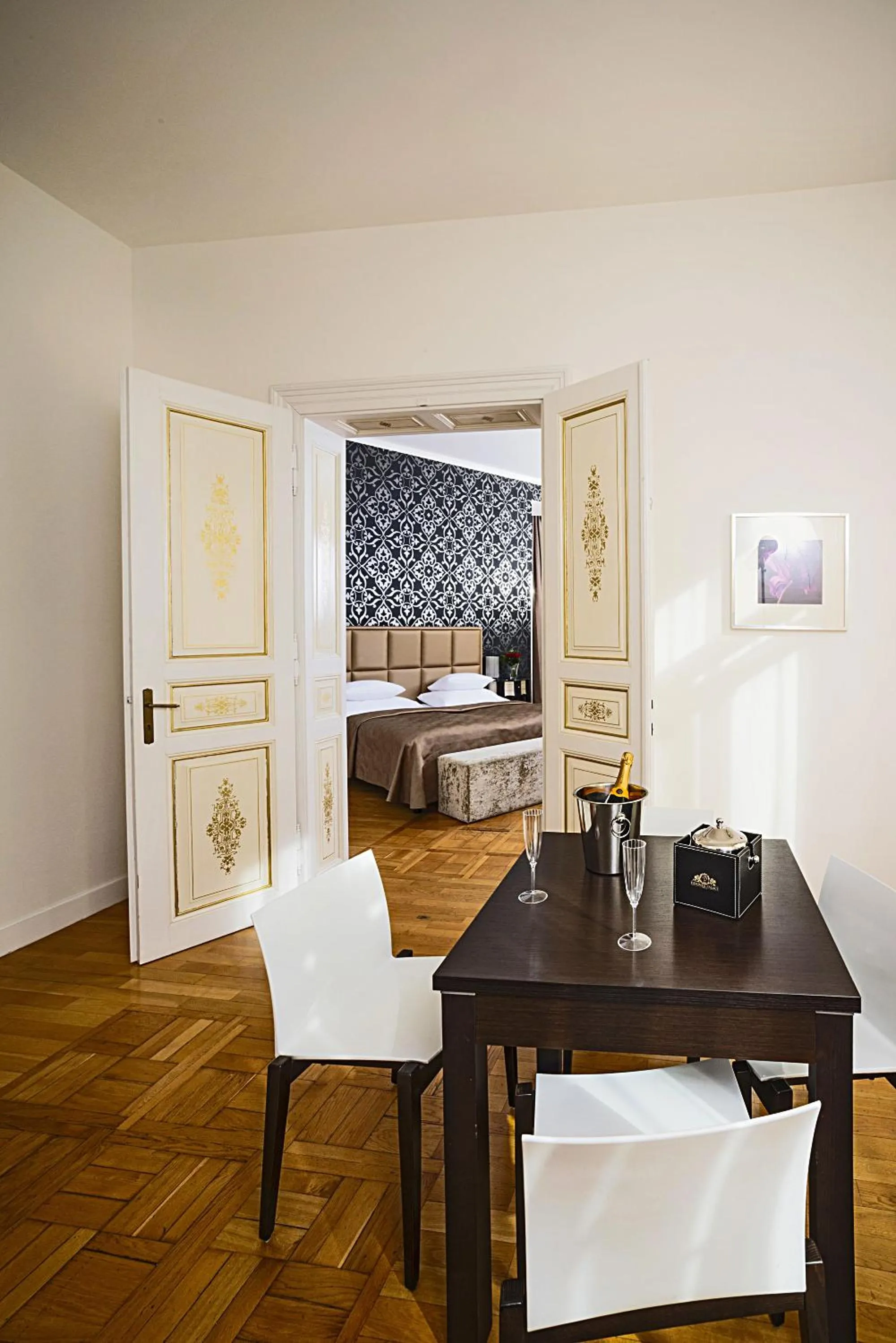 Royal Suite in Deminka Palace