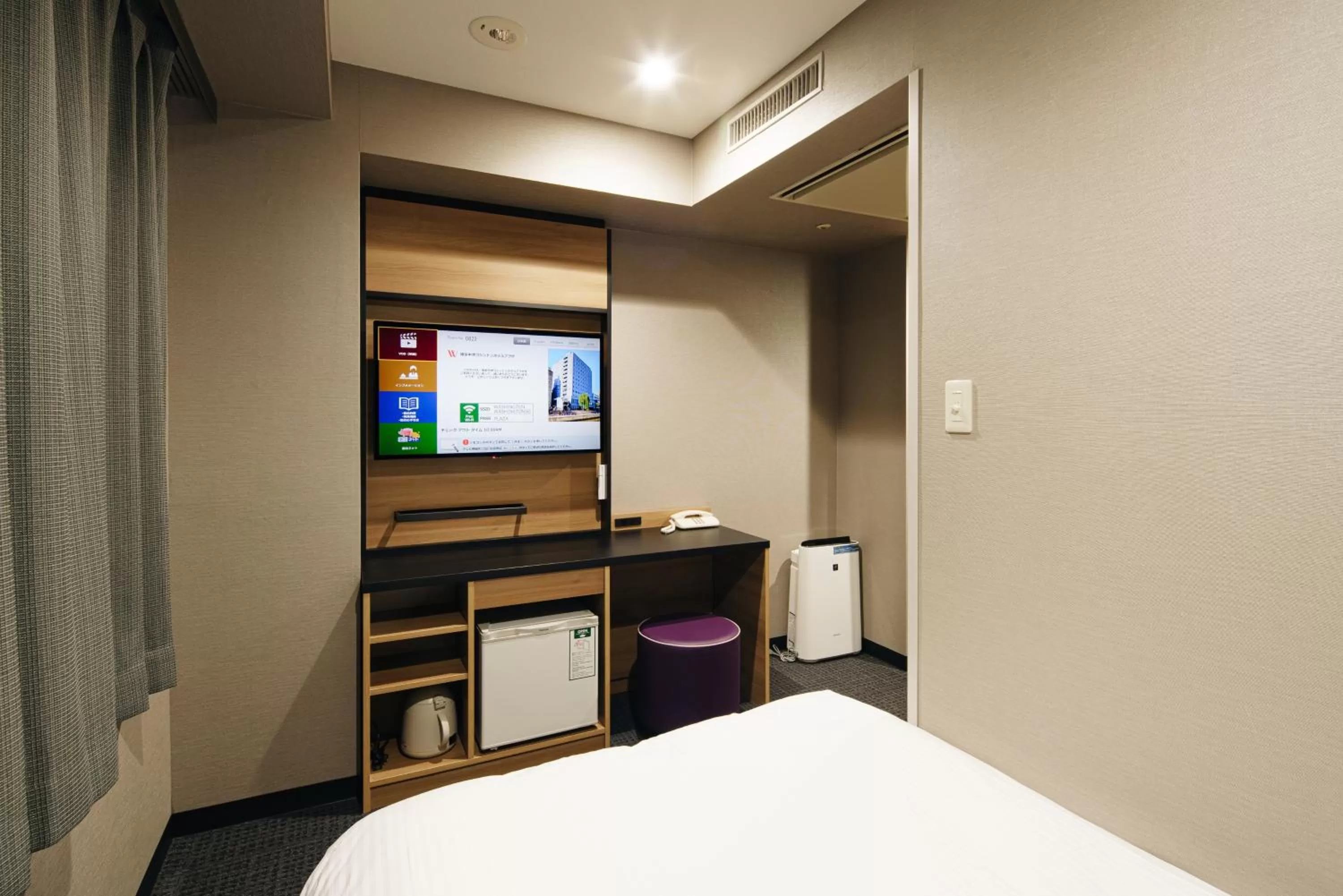 Double Room with Small Double Bed - Non-Smoking in Hakata Nakasu Washington Hotel Plaza