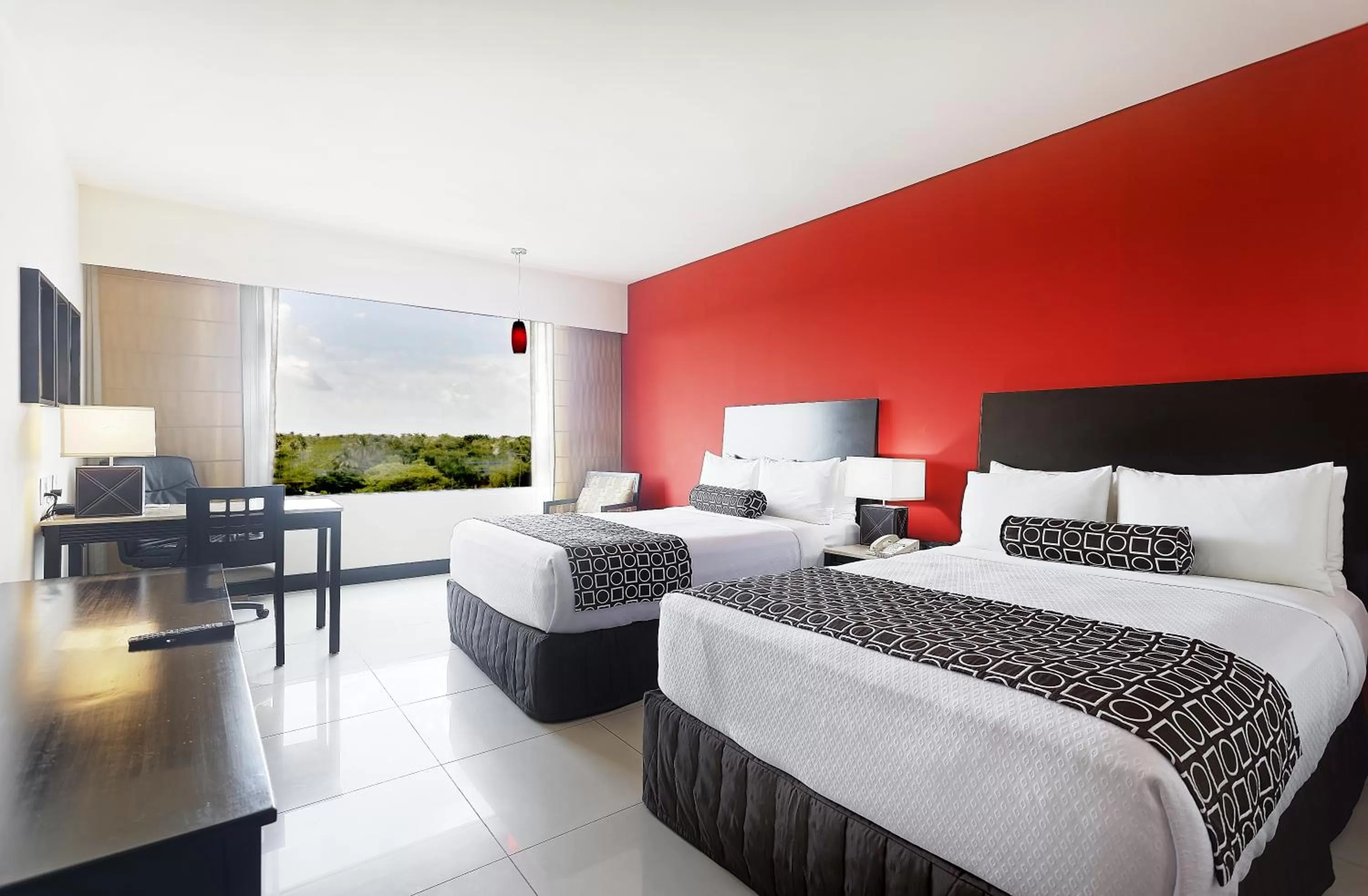 Standard Room with Two Queen Beds in Crowne Plaza Villahermosa by IHG