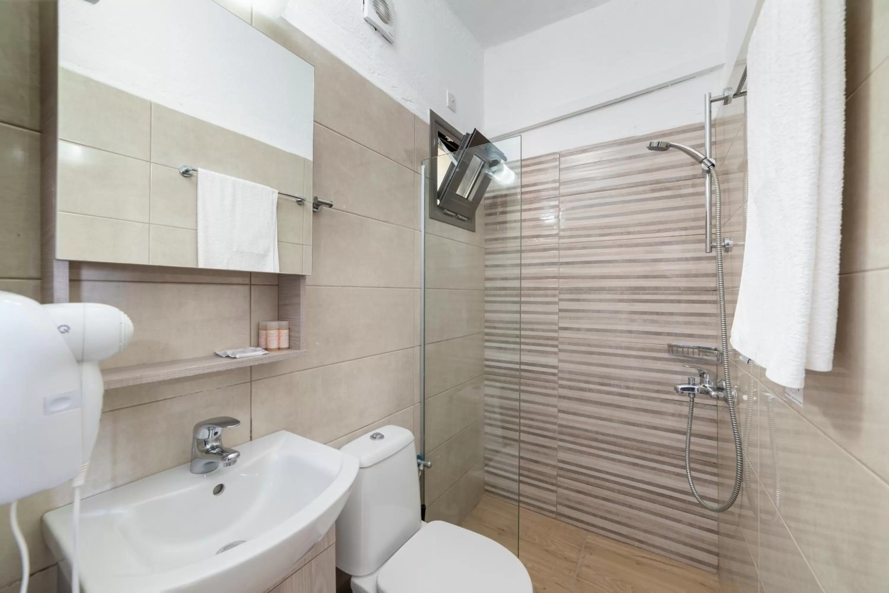 Junior Suite with Balcony in Faros Rooms