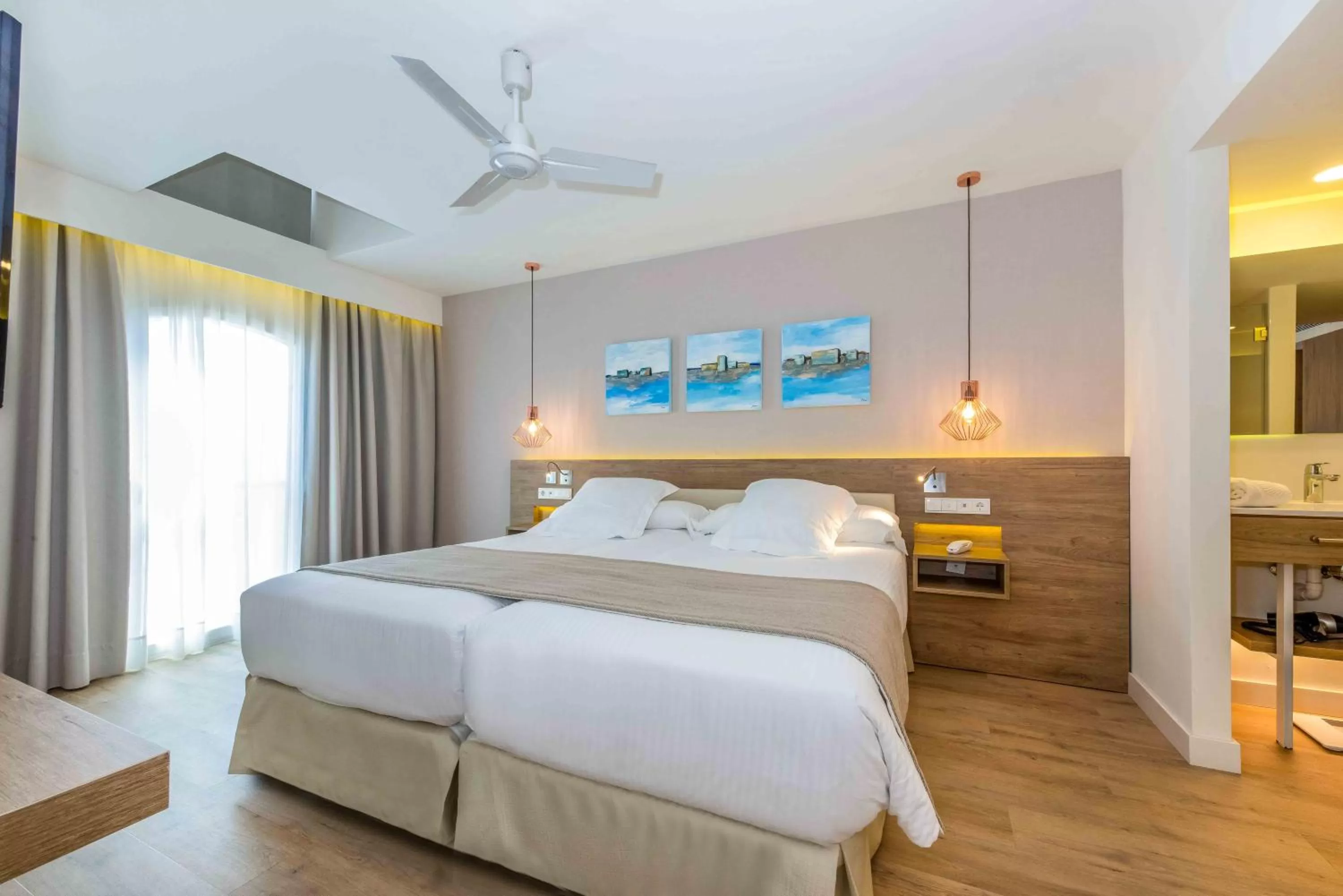 Golden Suite - single occupancy in Valentin Somni Hotel & Suites