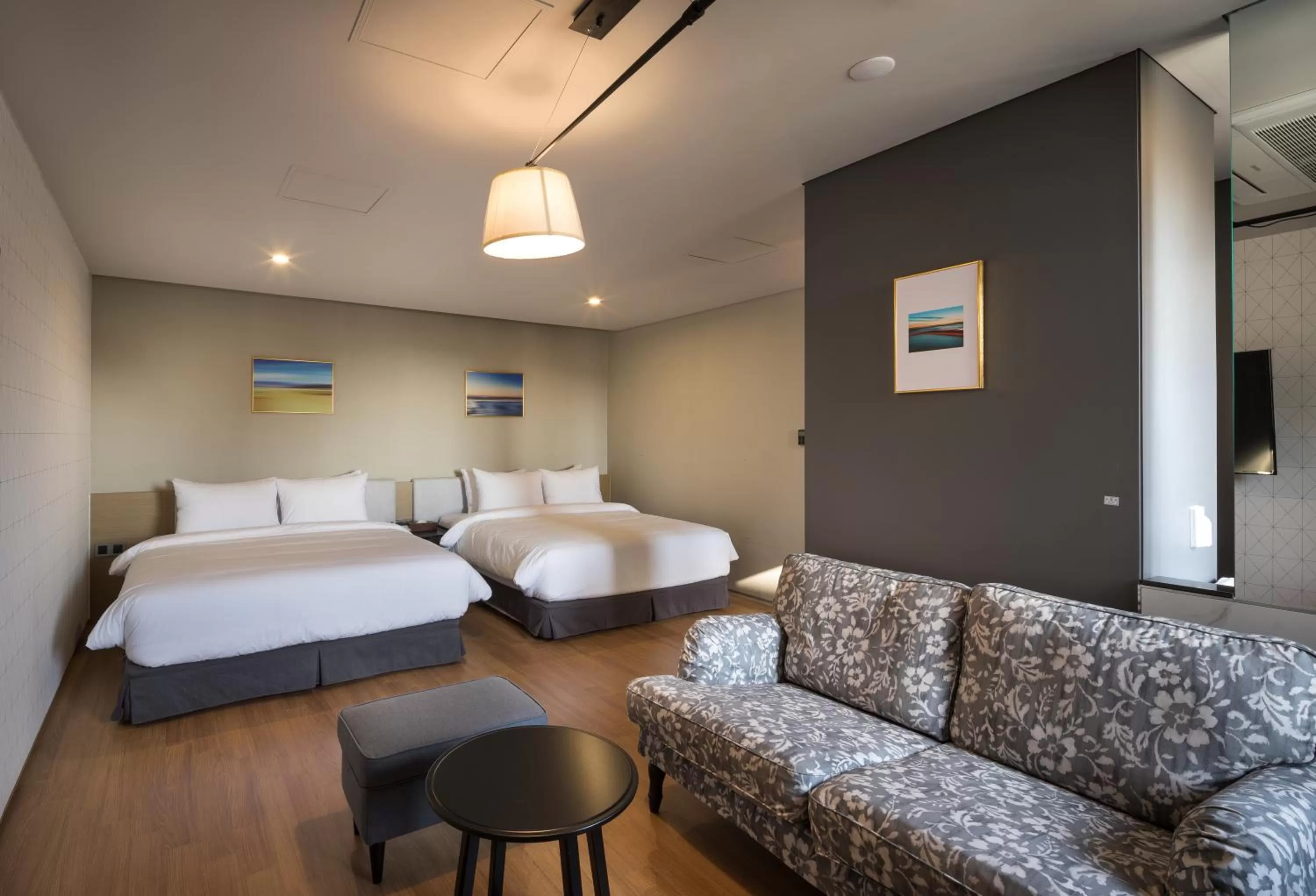 Family Suite in Bay Hound Hotel