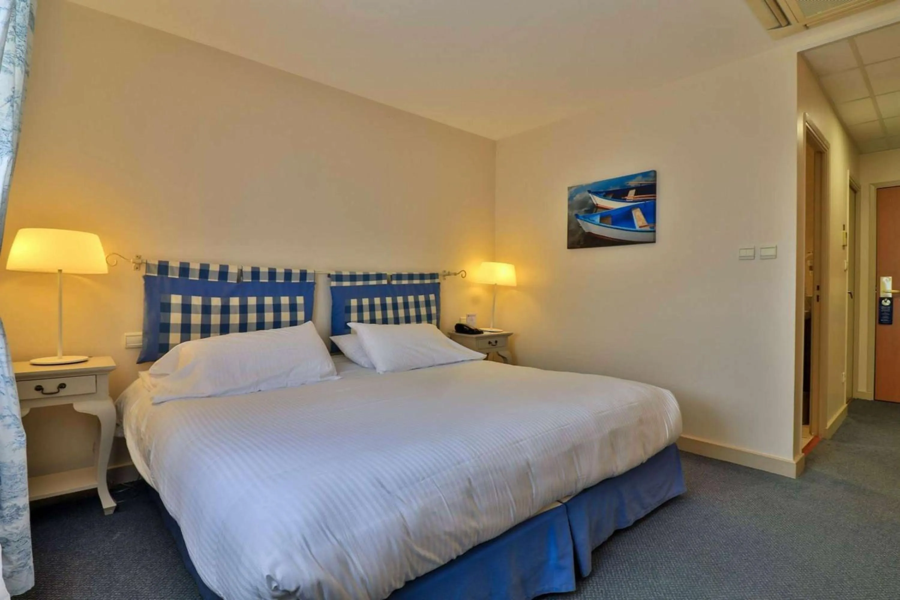 Comfort King Room in Soleil et Jardin