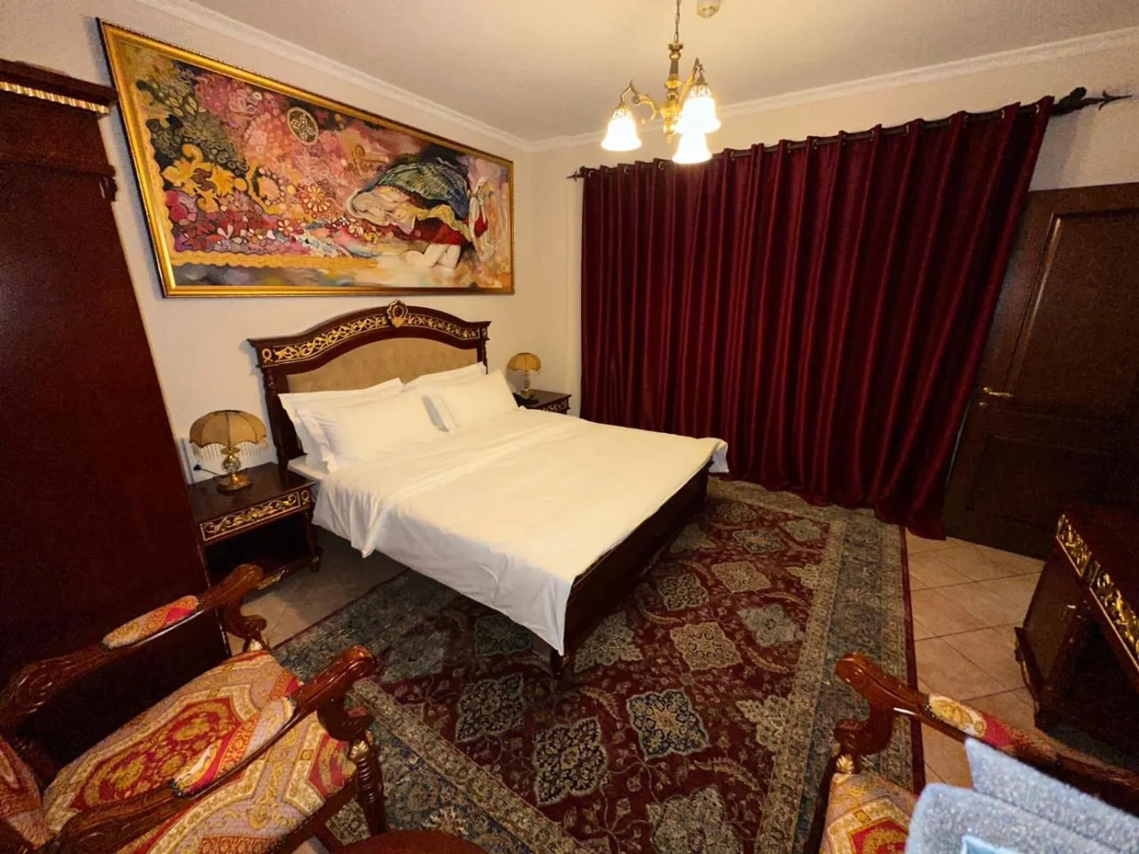 Suite in Dinasty Hotel