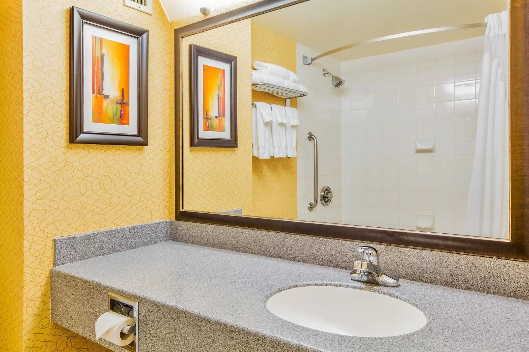 King Room in Holiday Inn Sydney - Waterfront, an IHG Hotel