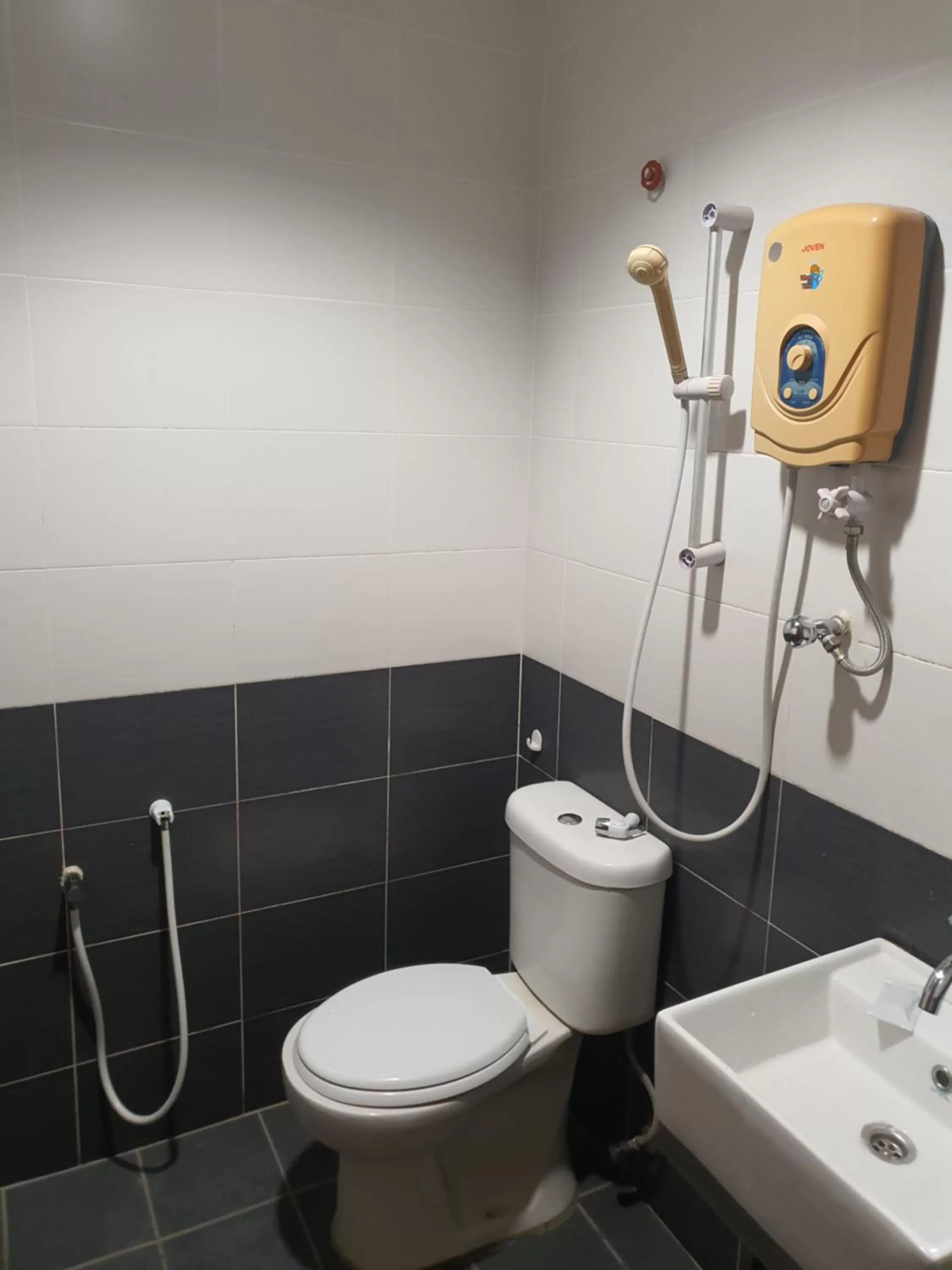 Standard King Room in AVARIA BOUTIQUE HOTEL