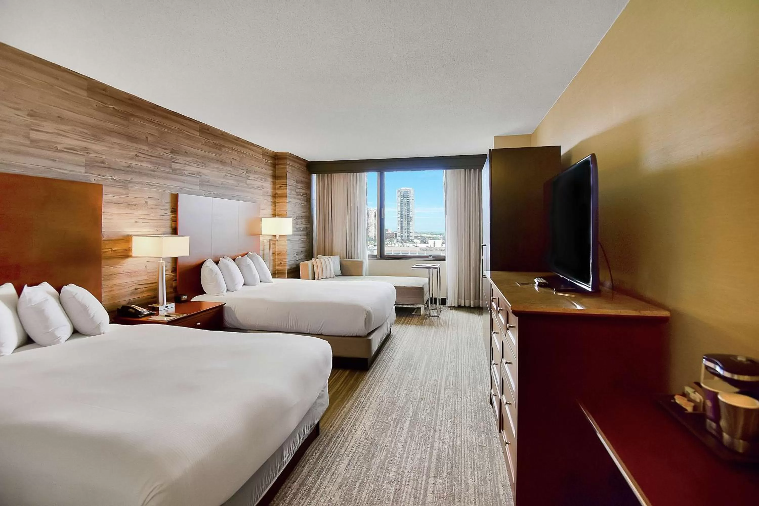 Queen Room with Two Queen Beds in DoubleTree by Hilton Hotel & Suites Houston by the Galleria