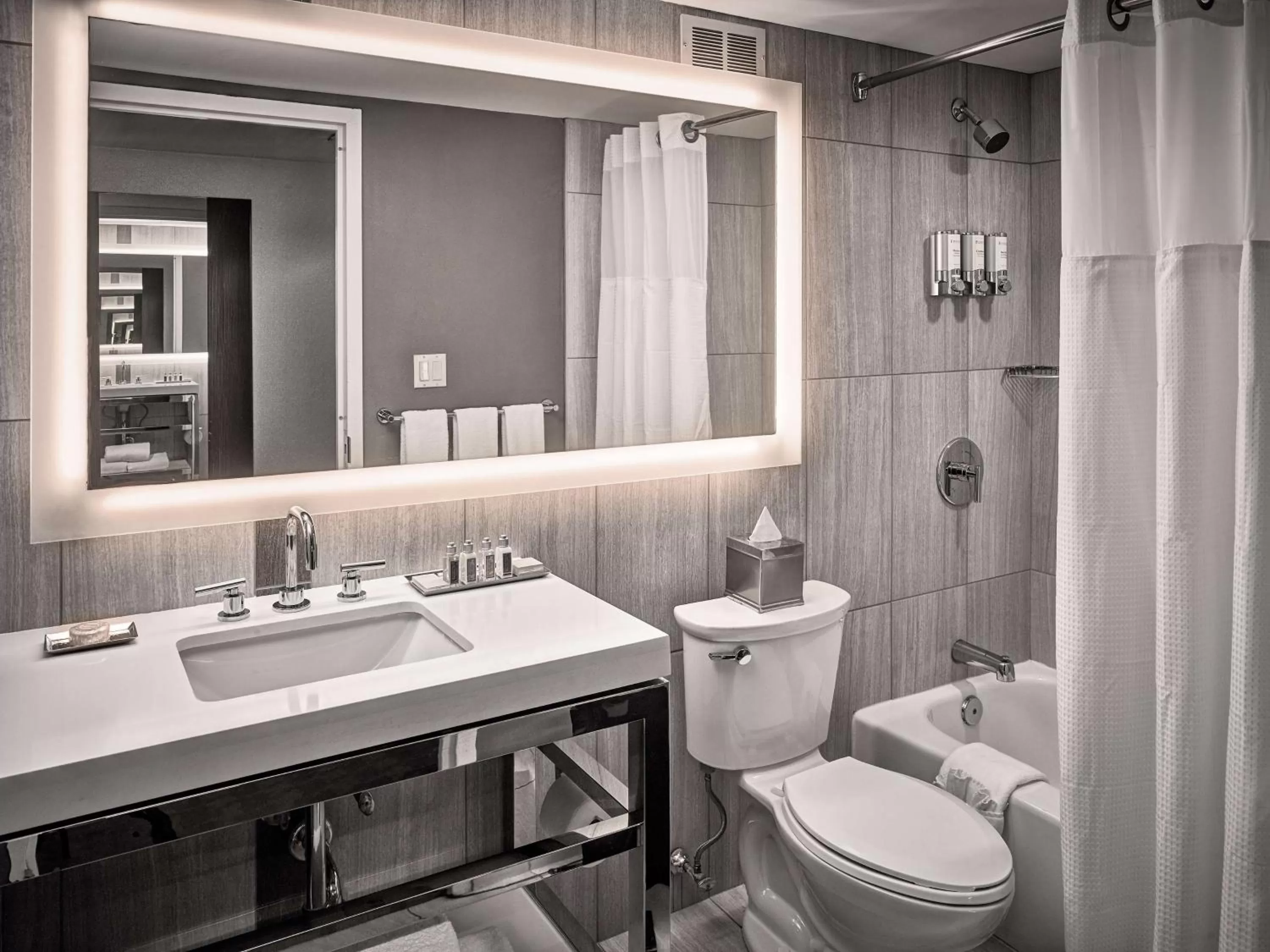 Deluxe - Two Queens in Sonesta Philadelphia Rittenhouse Square