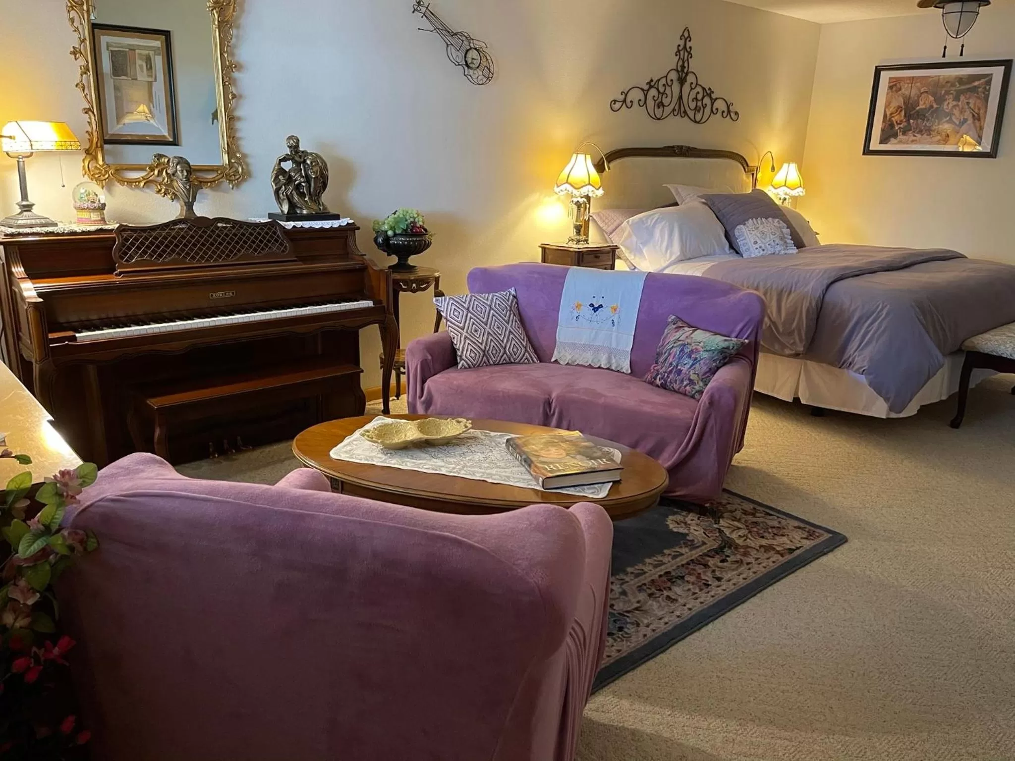 King Room in Crystal River Lullaby B&B